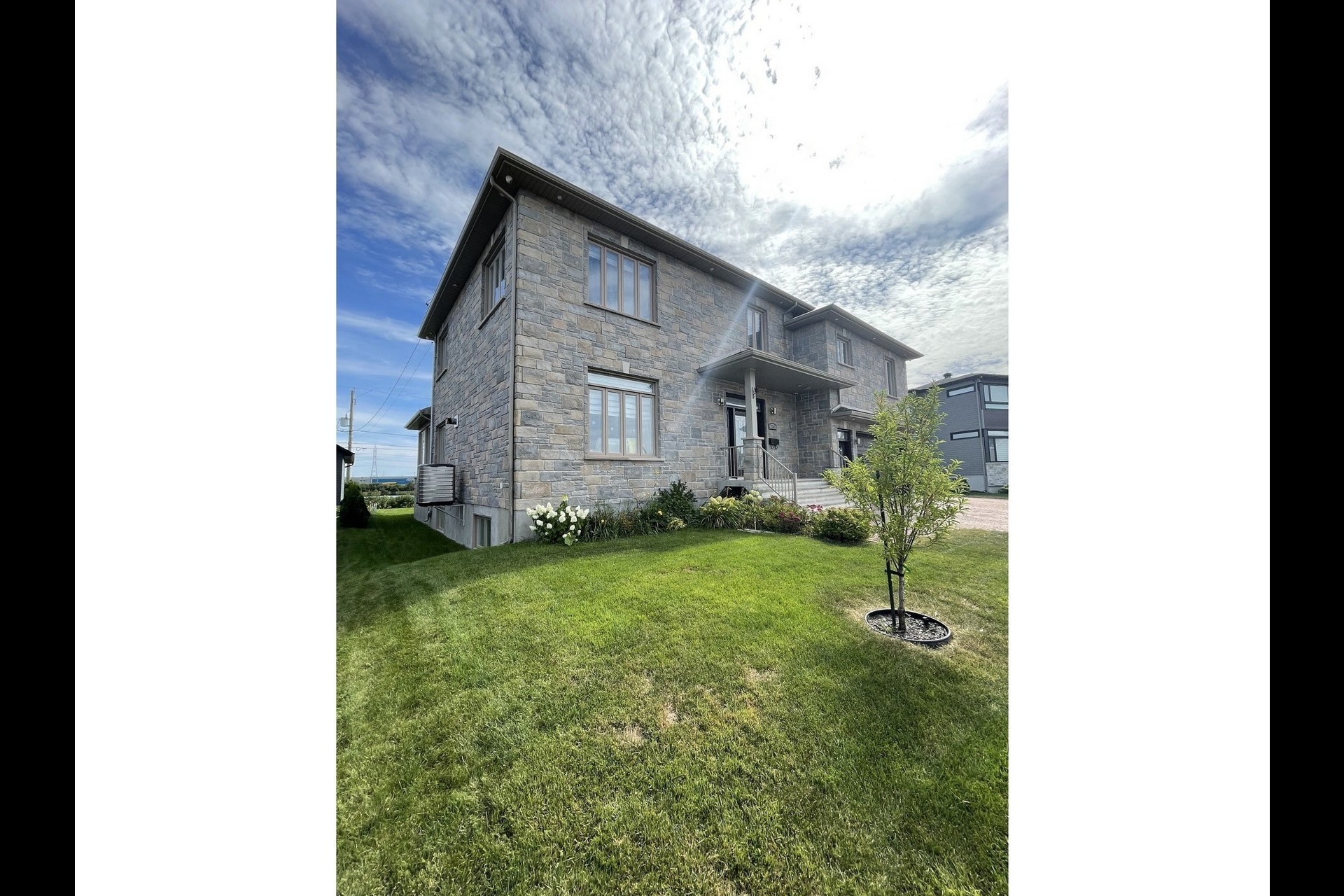 image 38 - House For sale Chicoutimi Saguenay  - 20 rooms