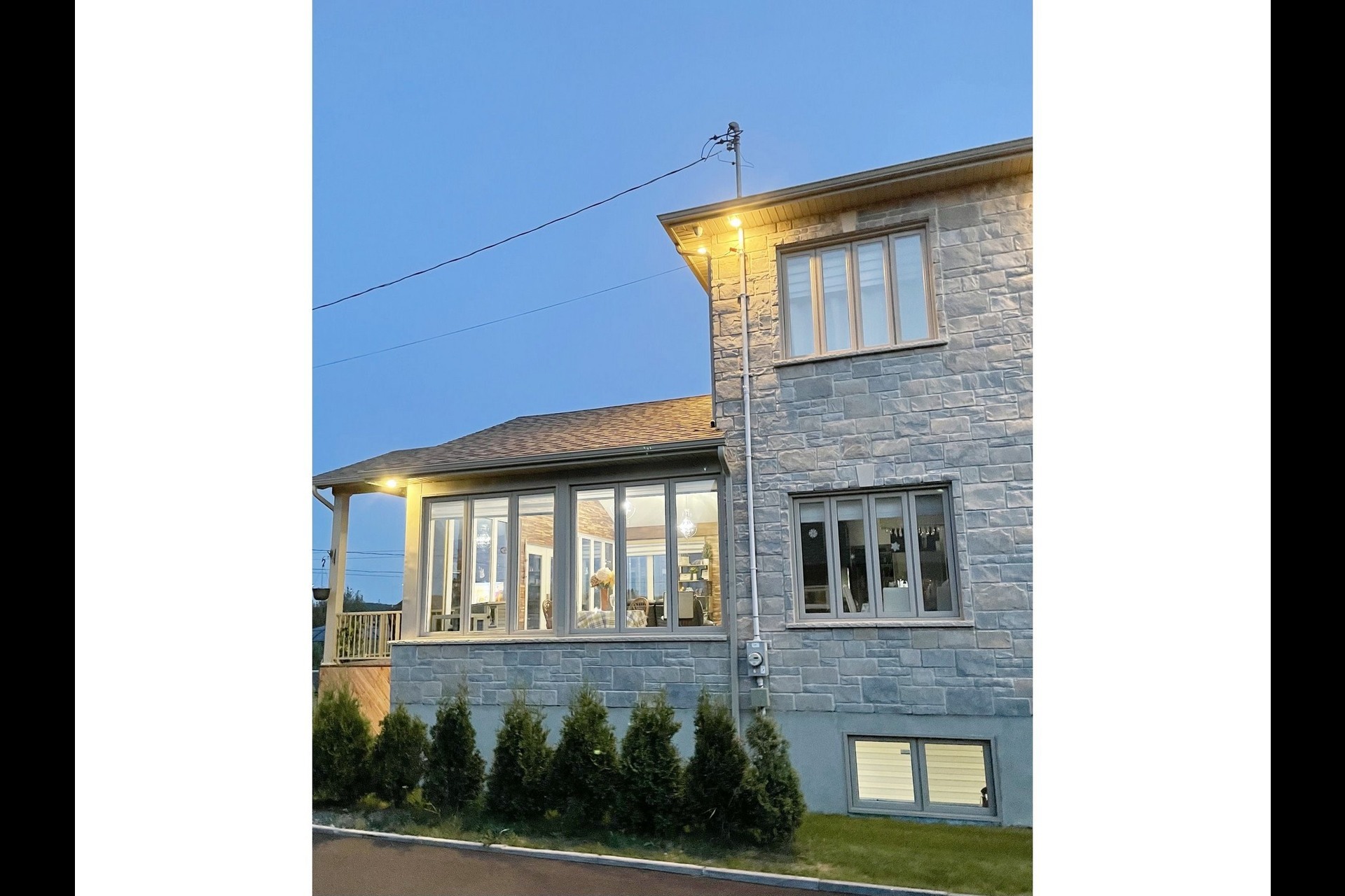 image 5 - House For sale Chicoutimi Saguenay  - 20 rooms