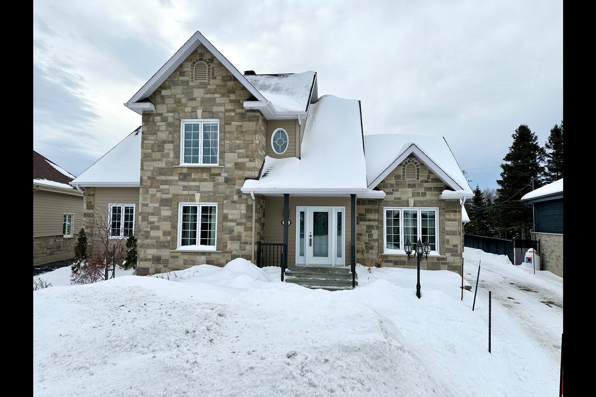 image 34 - House For sale Chicoutimi Saguenay  - 15 rooms