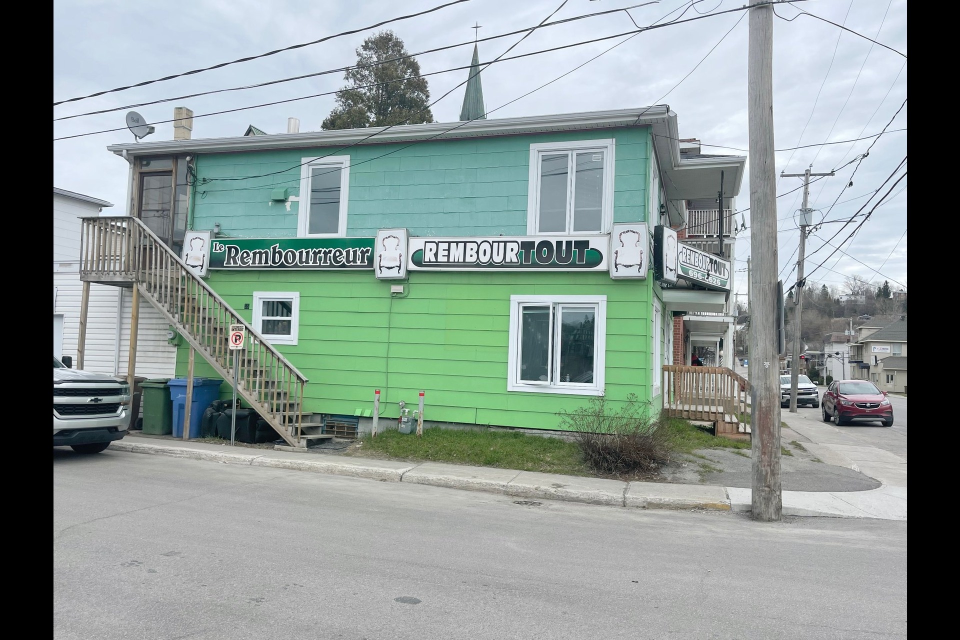 image 1 - Commercial building For sale Chicoutimi Saguenay 