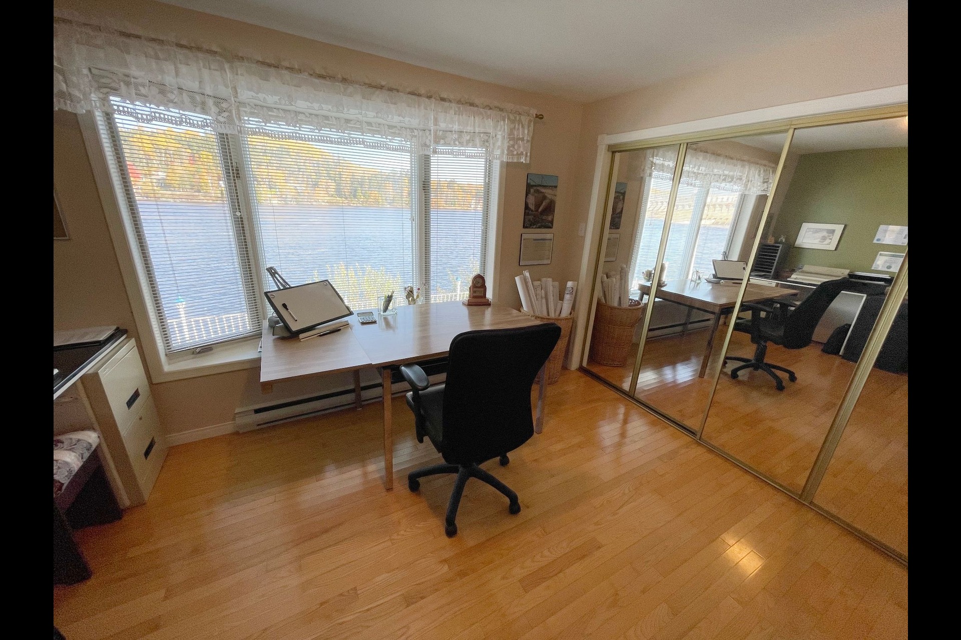 image 37 - House For sale Laterrière Saguenay  - 11 rooms