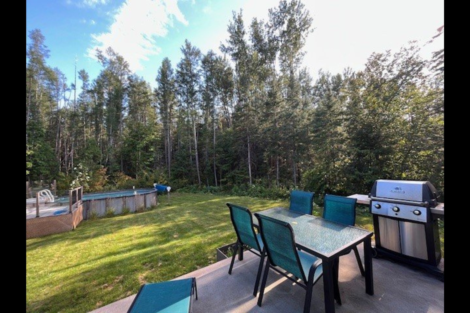 image 3 - House For sale Chicoutimi Saguenay  - 9 rooms