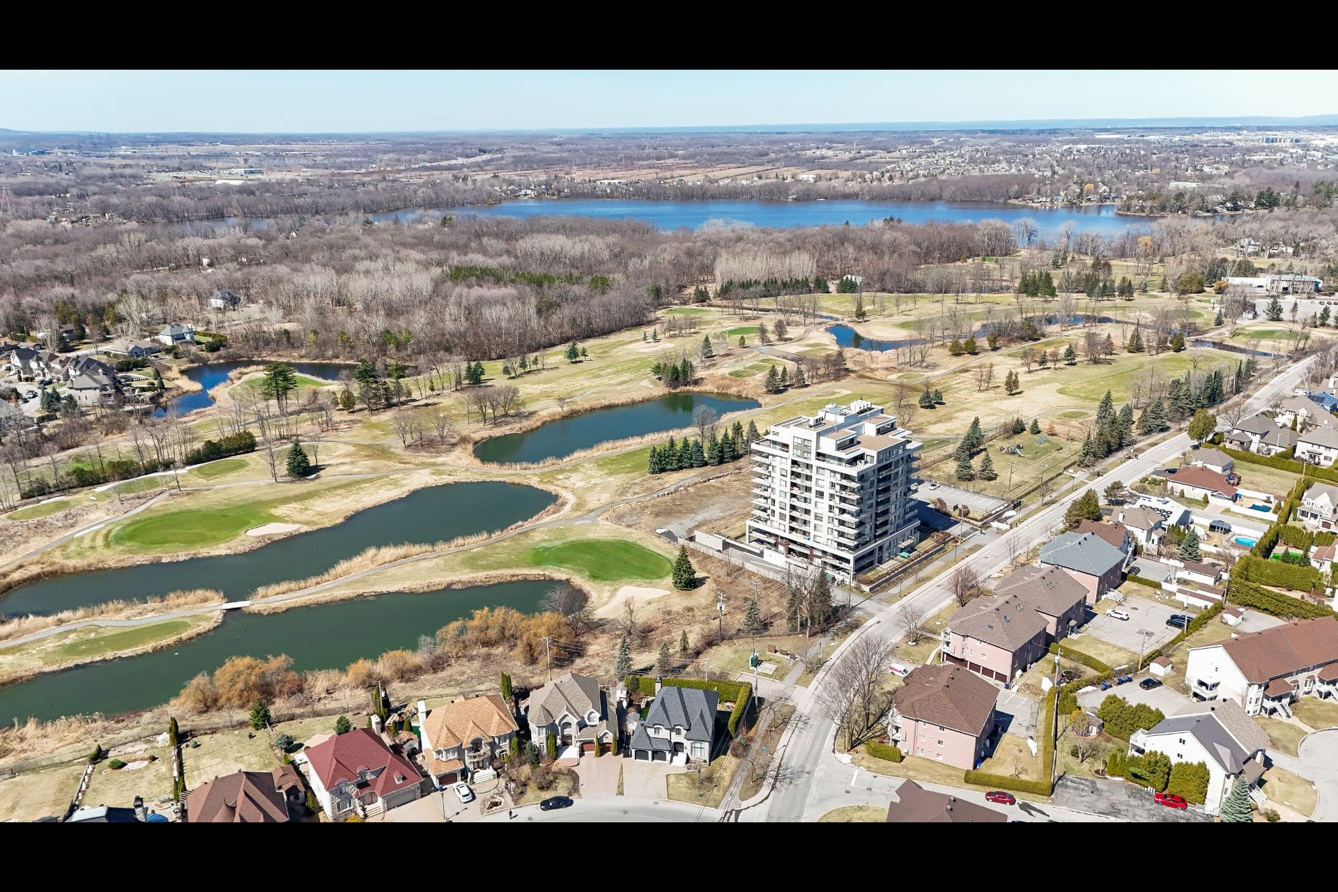 image 1 - Apartment For sale Fabreville Laval  - 9 rooms