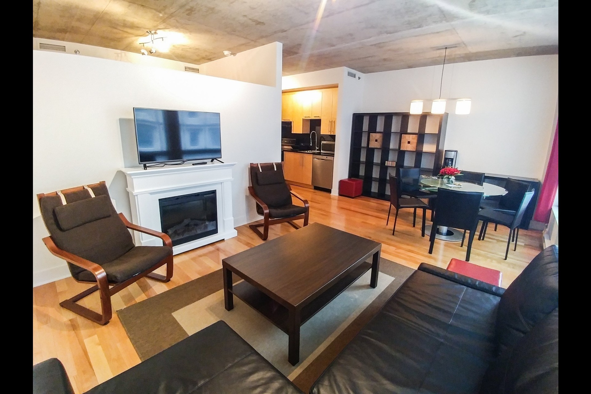 image 10 - Apartment For rent Ville-Marie Montréal  - 3 rooms