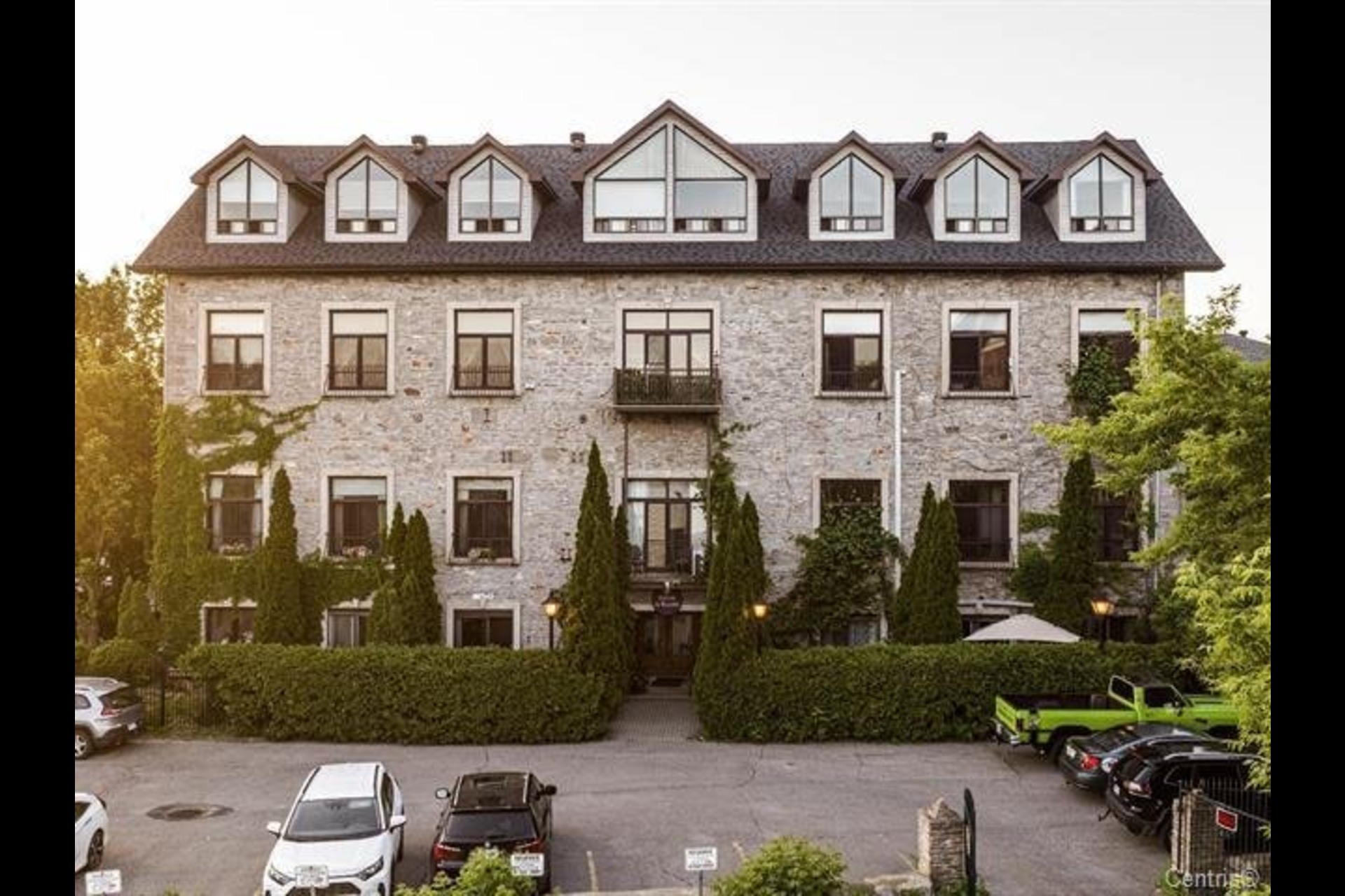 image 0 - Apartment For sale Lachine Montréal  - 4 rooms