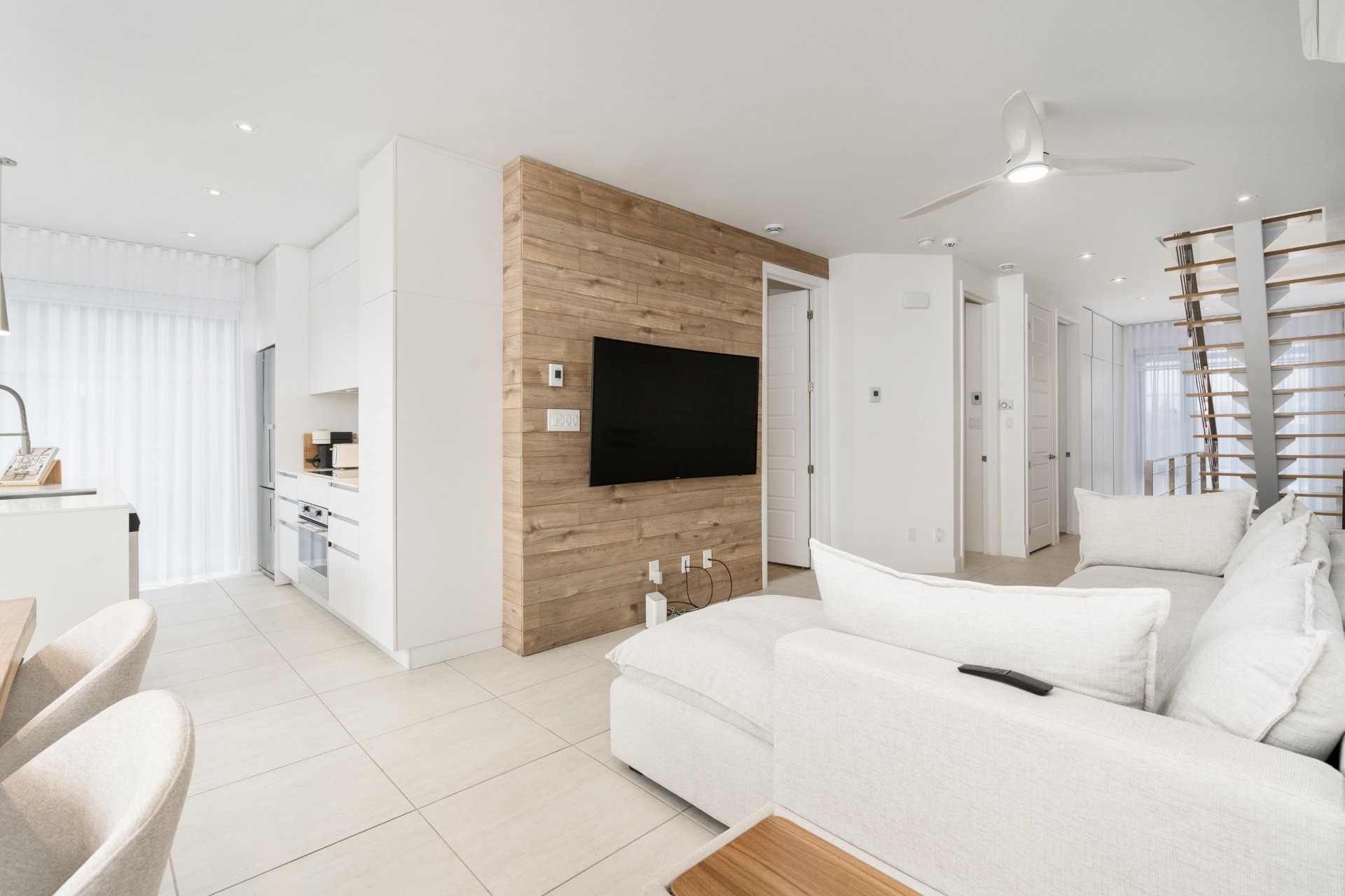 image 12 - Apartment For rent Saint-Vincent-de-Paul Laval  - 5 rooms