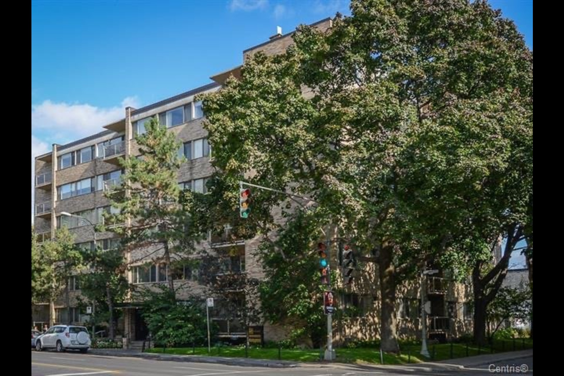 image 1 - Apartment For sale Westmount - 5 rooms