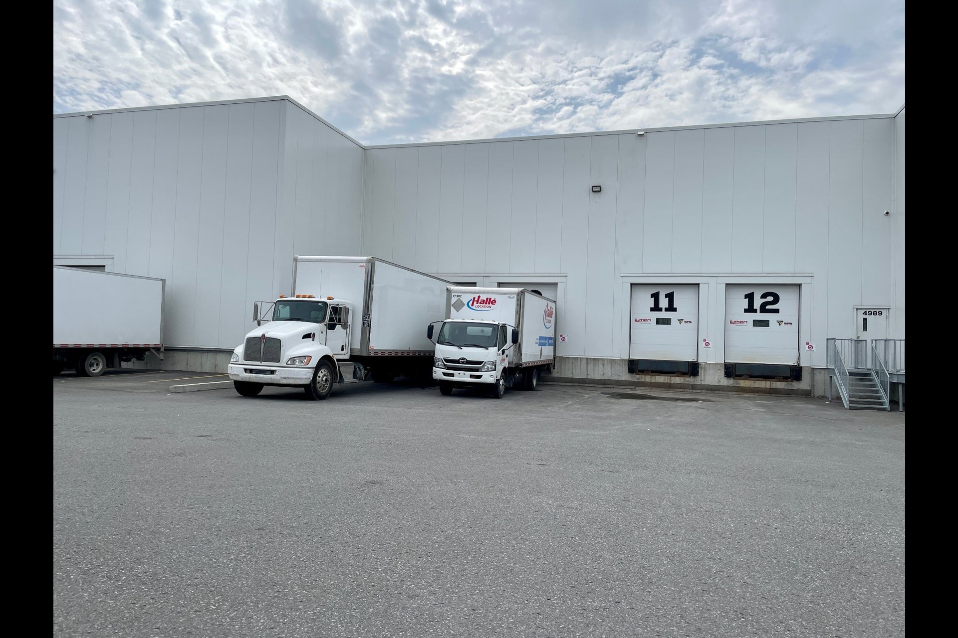 image 2 - Warehouse For rent Chomedey Laval 