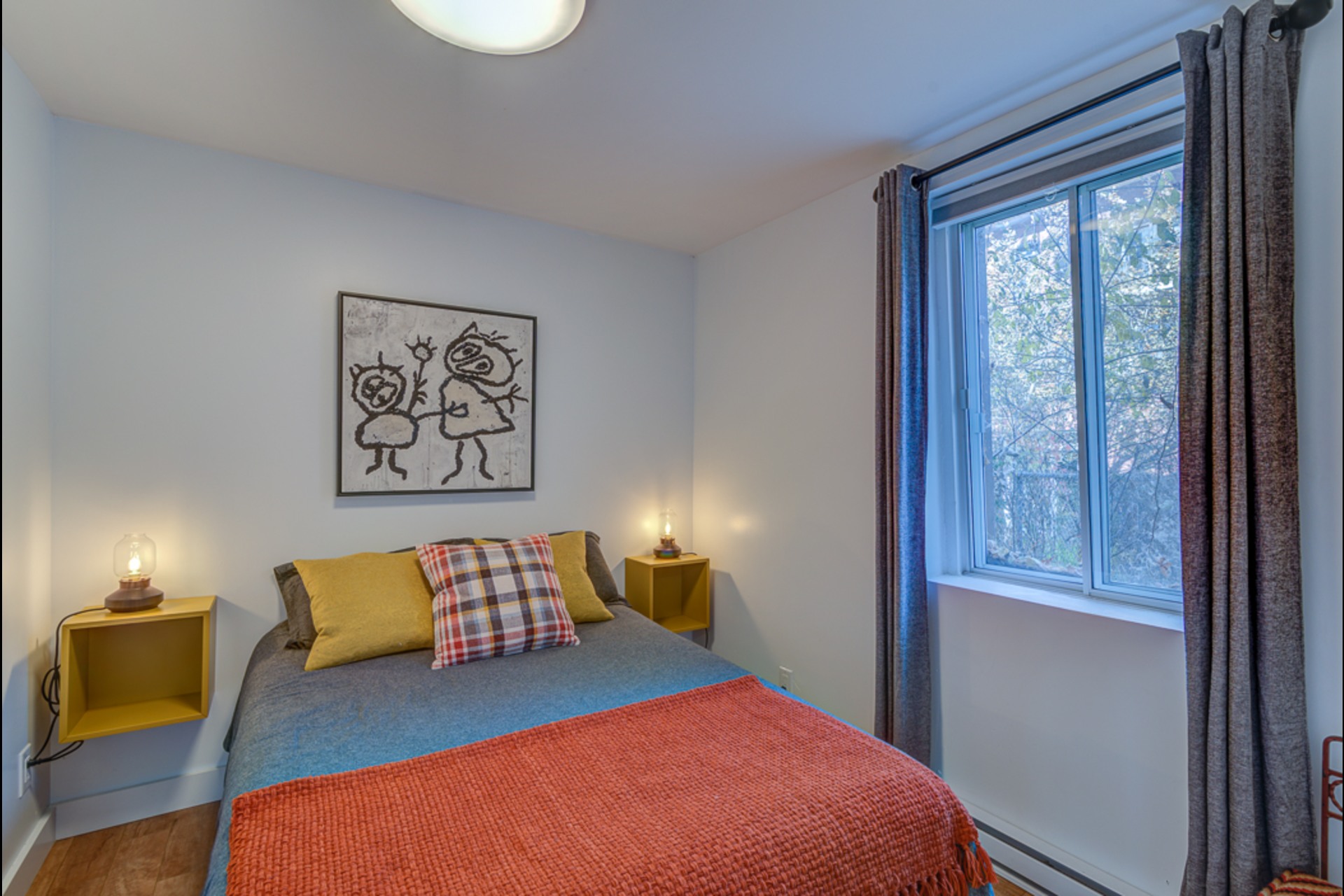 image 2 - Apartment For rent Montréal - 3 rooms
