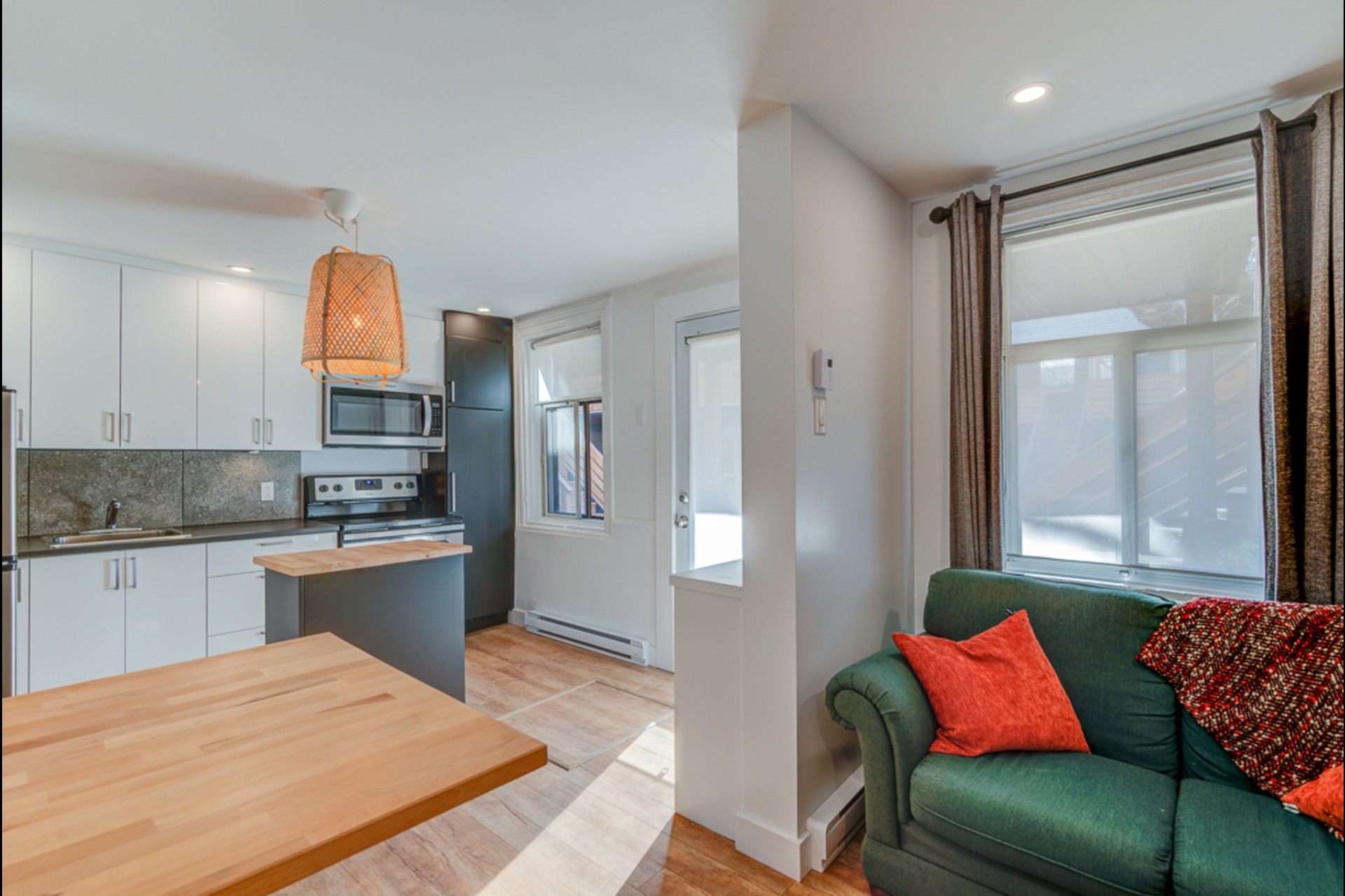 image 11 - Apartment For rent Montréal - 3 rooms