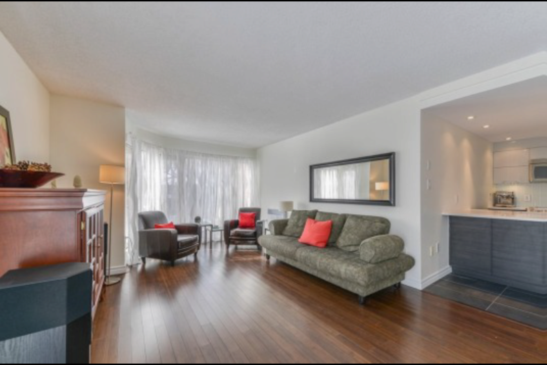 image 1 - Condo For rent Montréal - 4 rooms