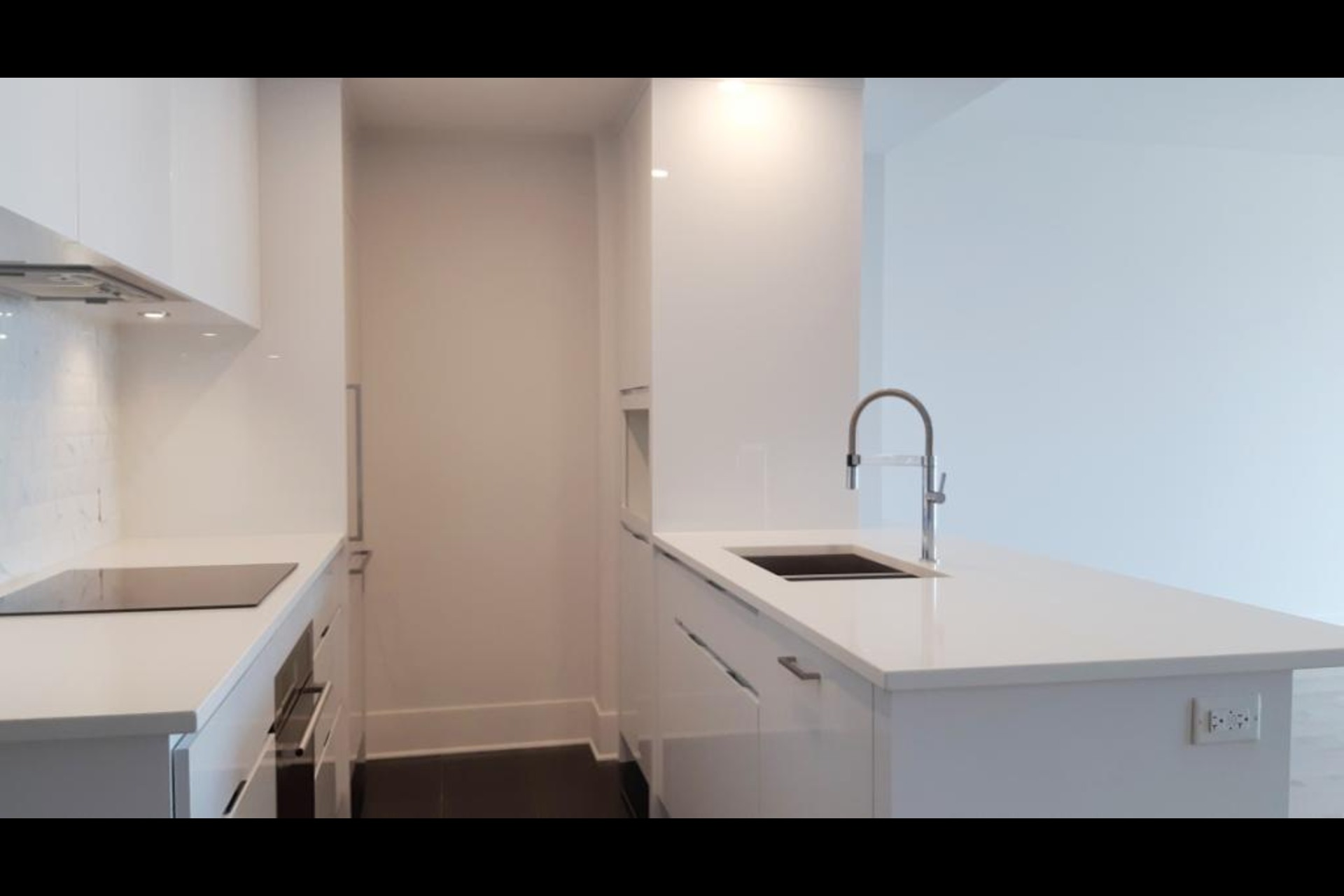 image 1 - Condo For rent Montréal - 3 rooms