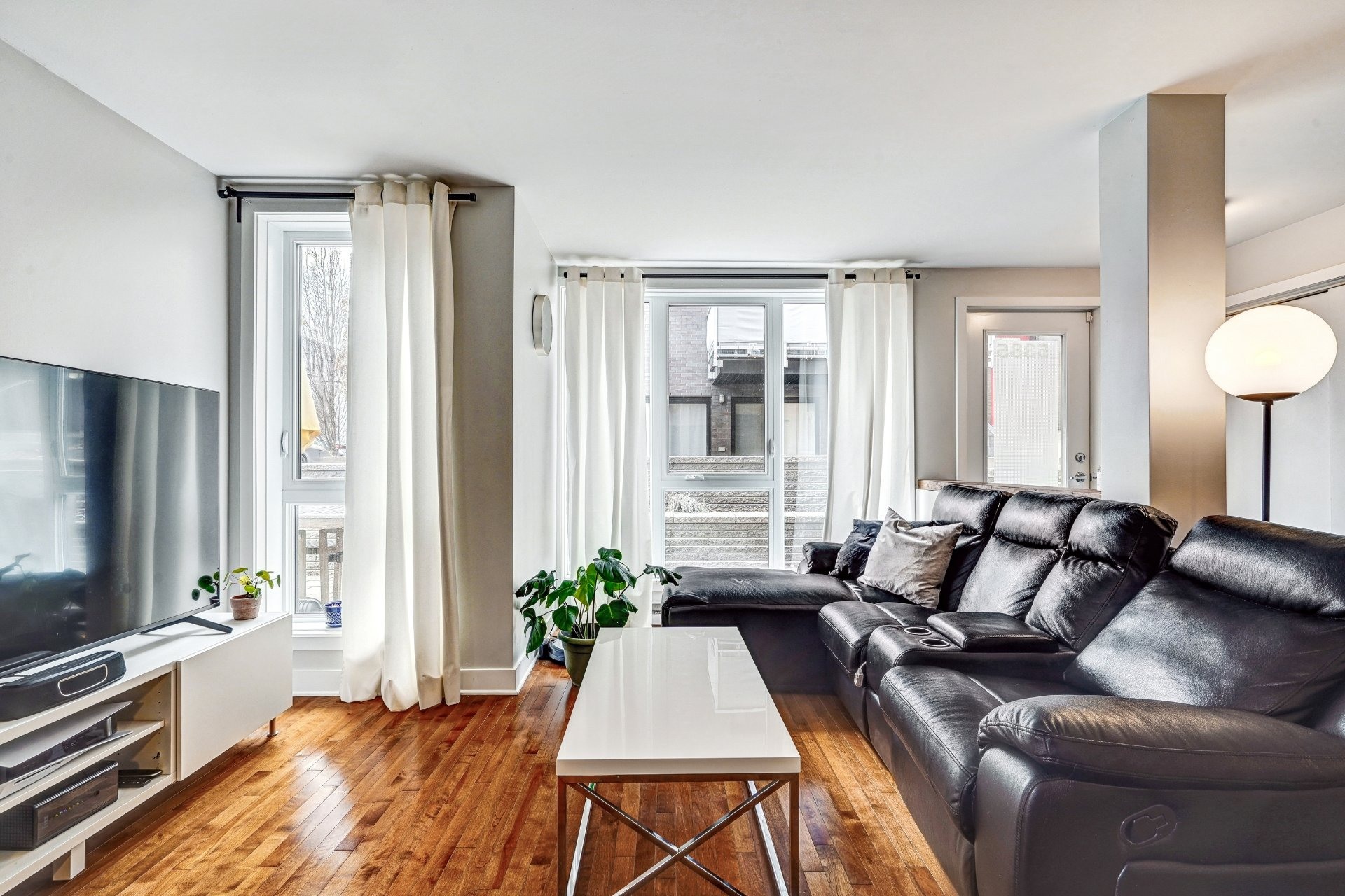 image 4 - Appartement À vendre Mercier/Hochelaga-Maisonneuve Montréal  - 5 pièces