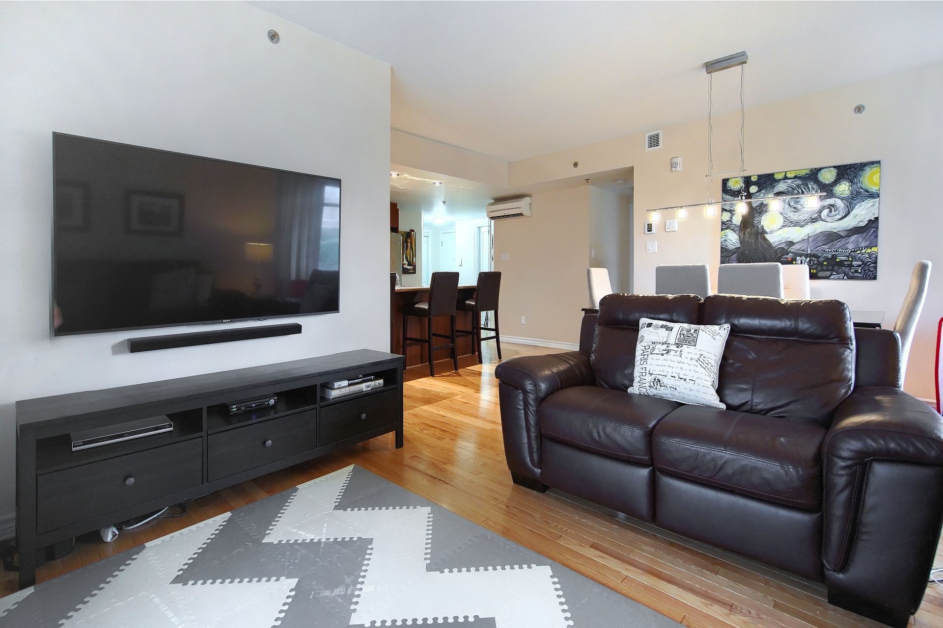 image 10 - Apartment For rent Montréal Saint-Laurent  - 7 rooms