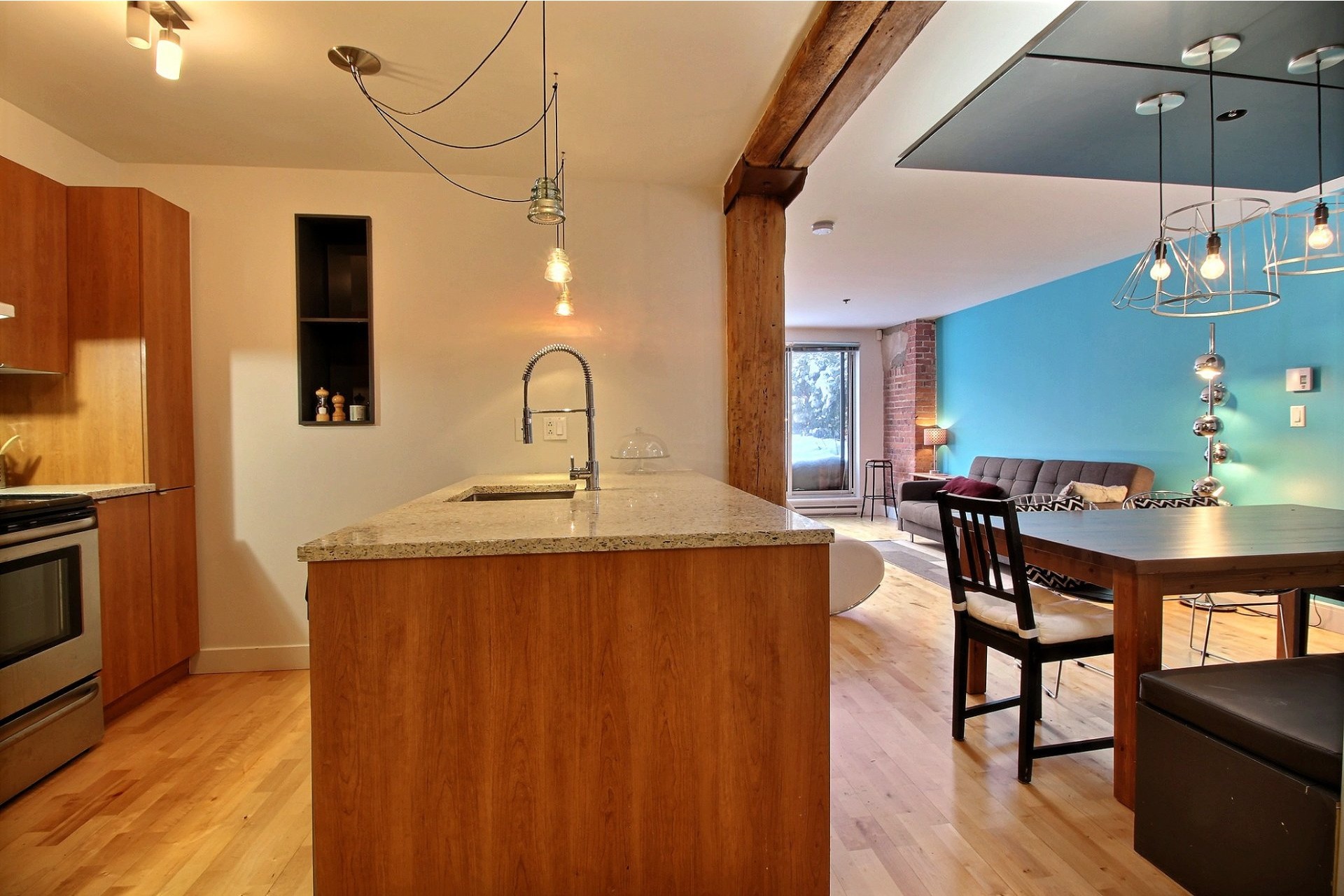 image 7 - Apartment For rent Montréal Mercier/Hochelaga-Maisonneuve  - 5 rooms