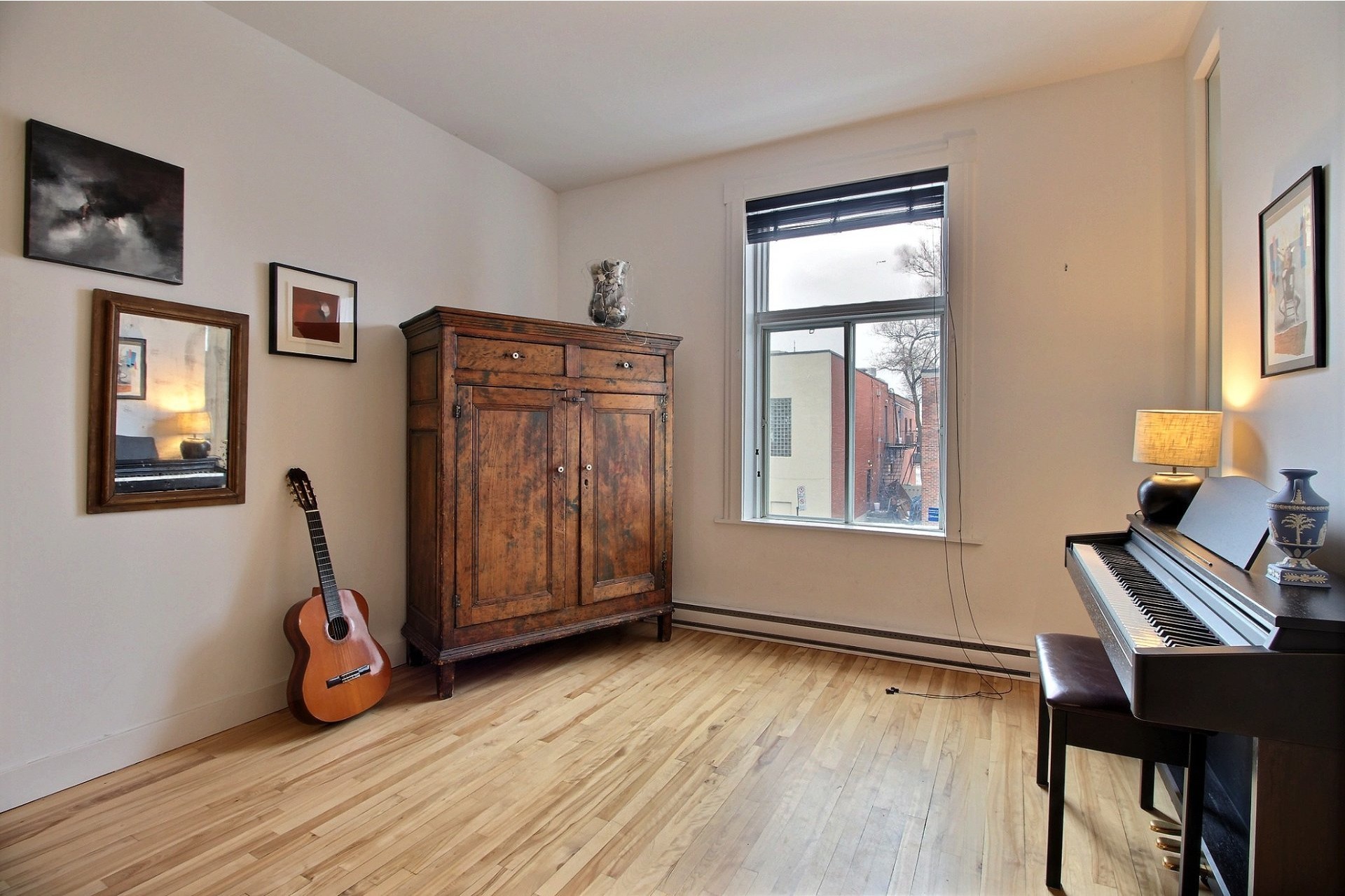 image 4 - Apartment For rent Montréal Ahuntsic-Cartierville  - 2 rooms