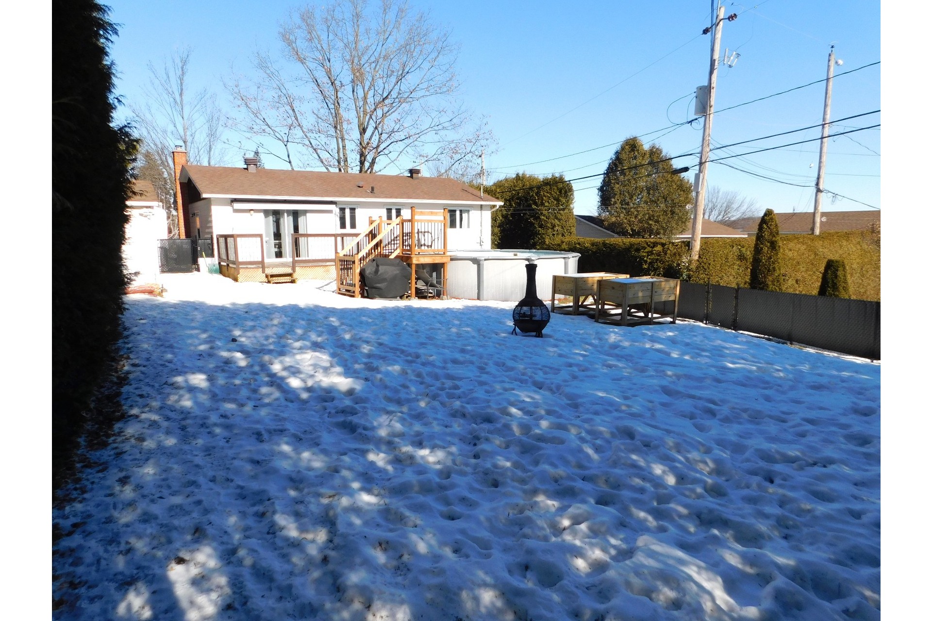 image 2 - House For sale Fleurimont Sherbrooke  - 12 rooms