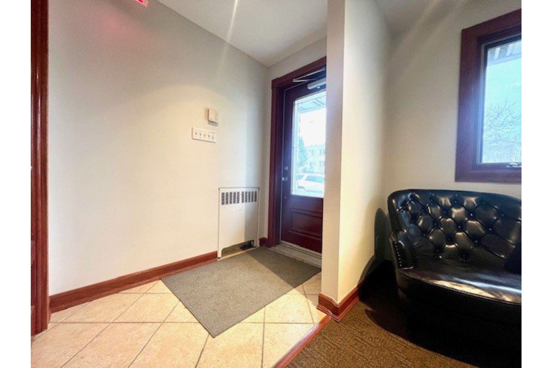 image 1 - Office For rent Hull Gatineau 