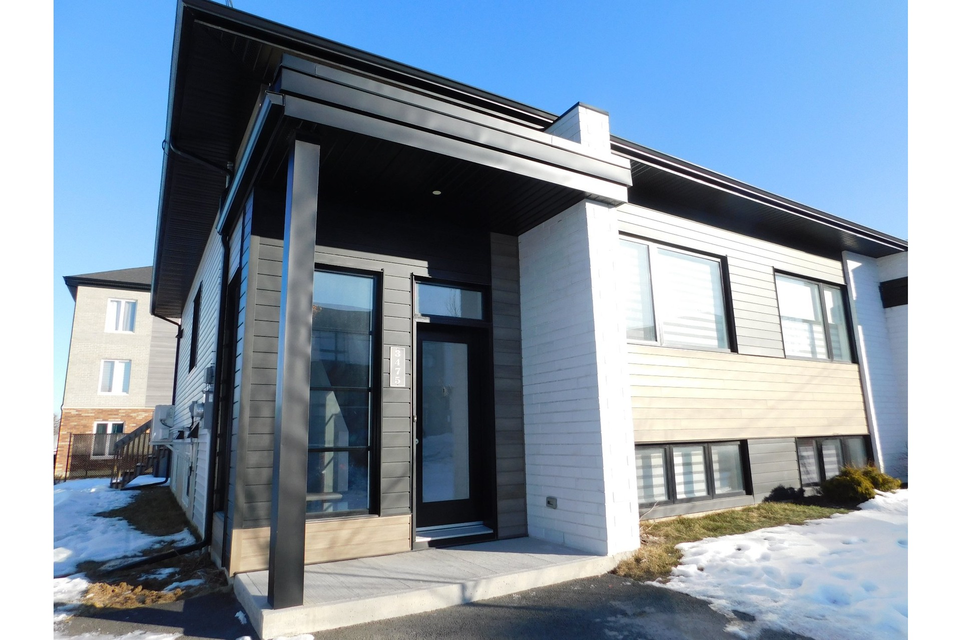 image 1 - House For sale Les Nations Sherbrooke  - 10 rooms