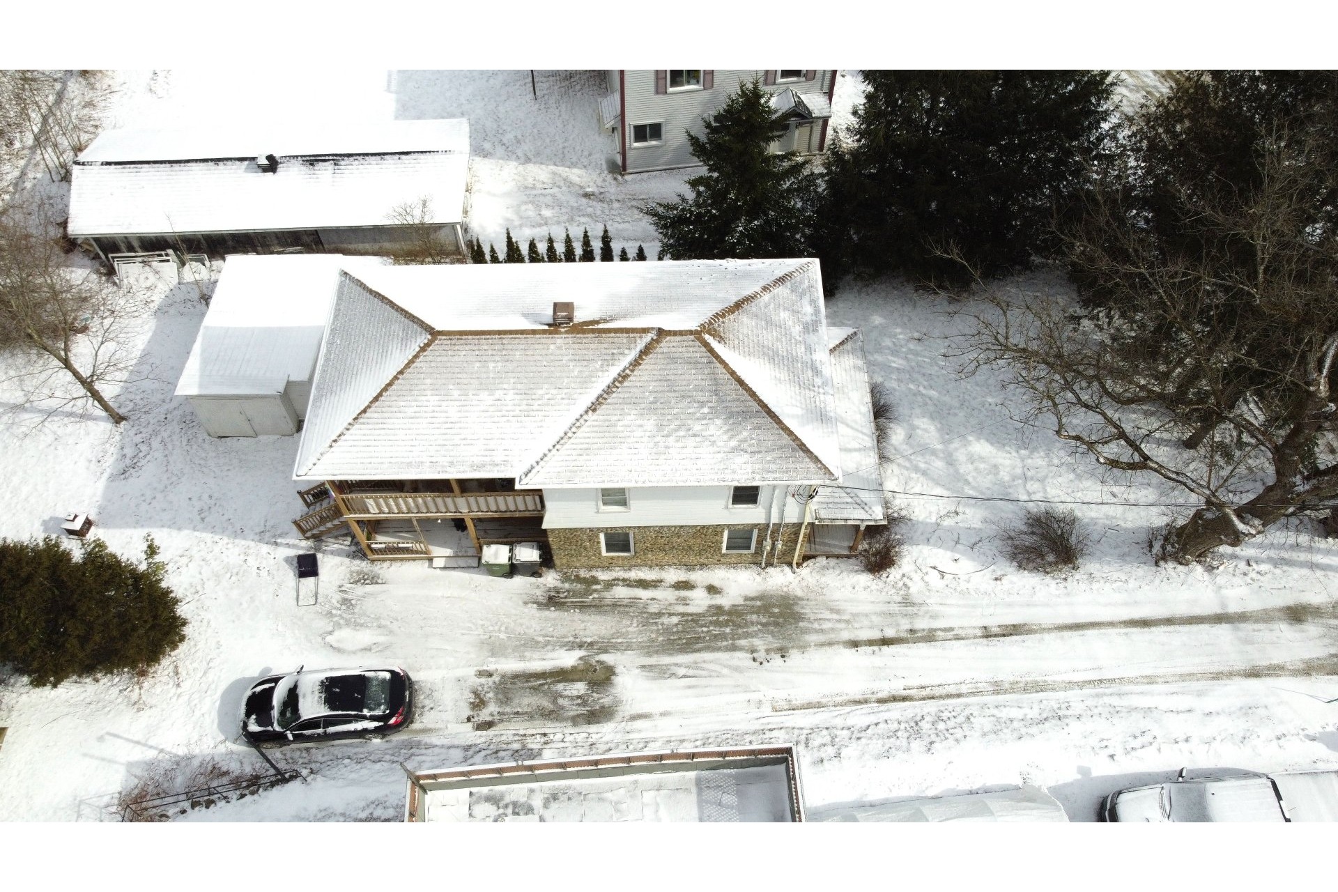 image 2 - Duplex For sale Lennoxville Sherbrooke  - 4 rooms