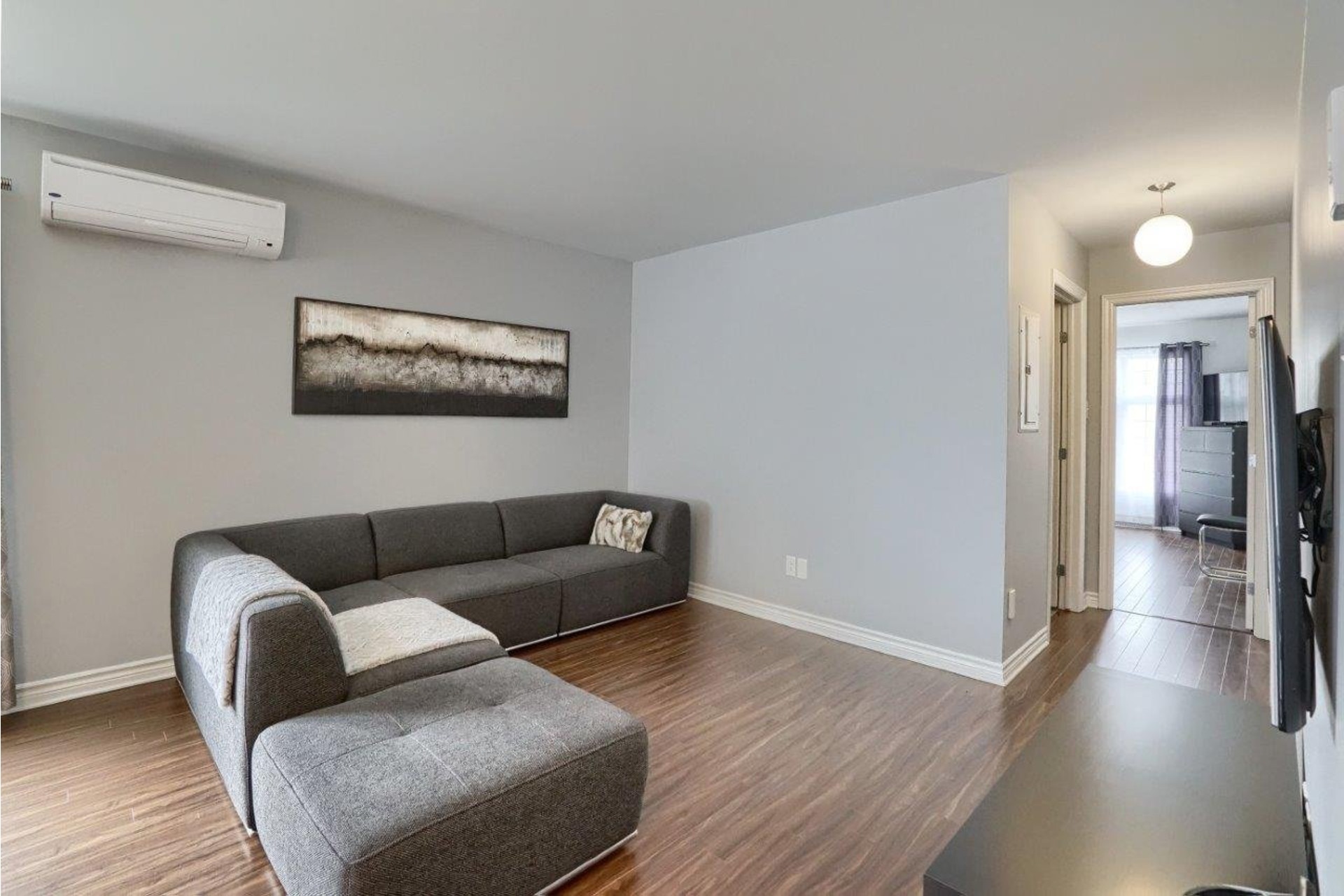 image 1 - Apartment For rent Brossard - 4 rooms