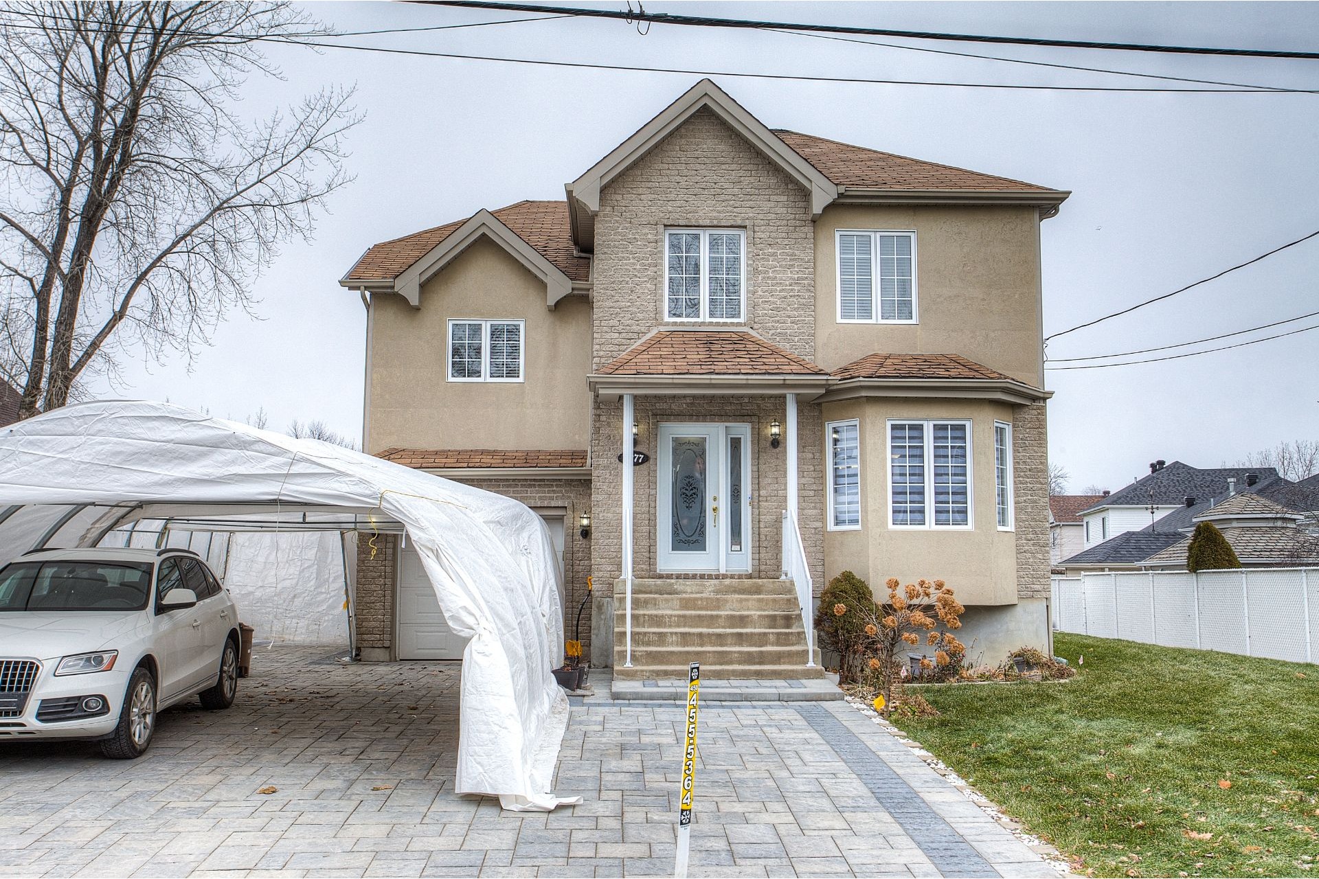 image 0 - House For rent Vaudreuil-Dorion - 17 rooms