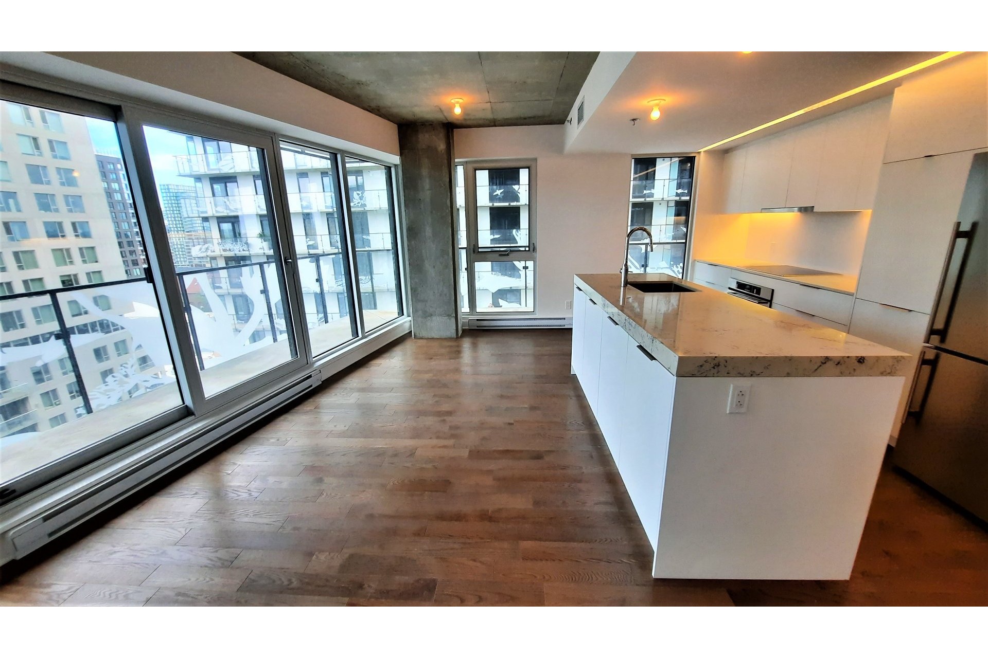 image 0 - Apartment For rent Le Sud-Ouest Montréal  - 6 rooms