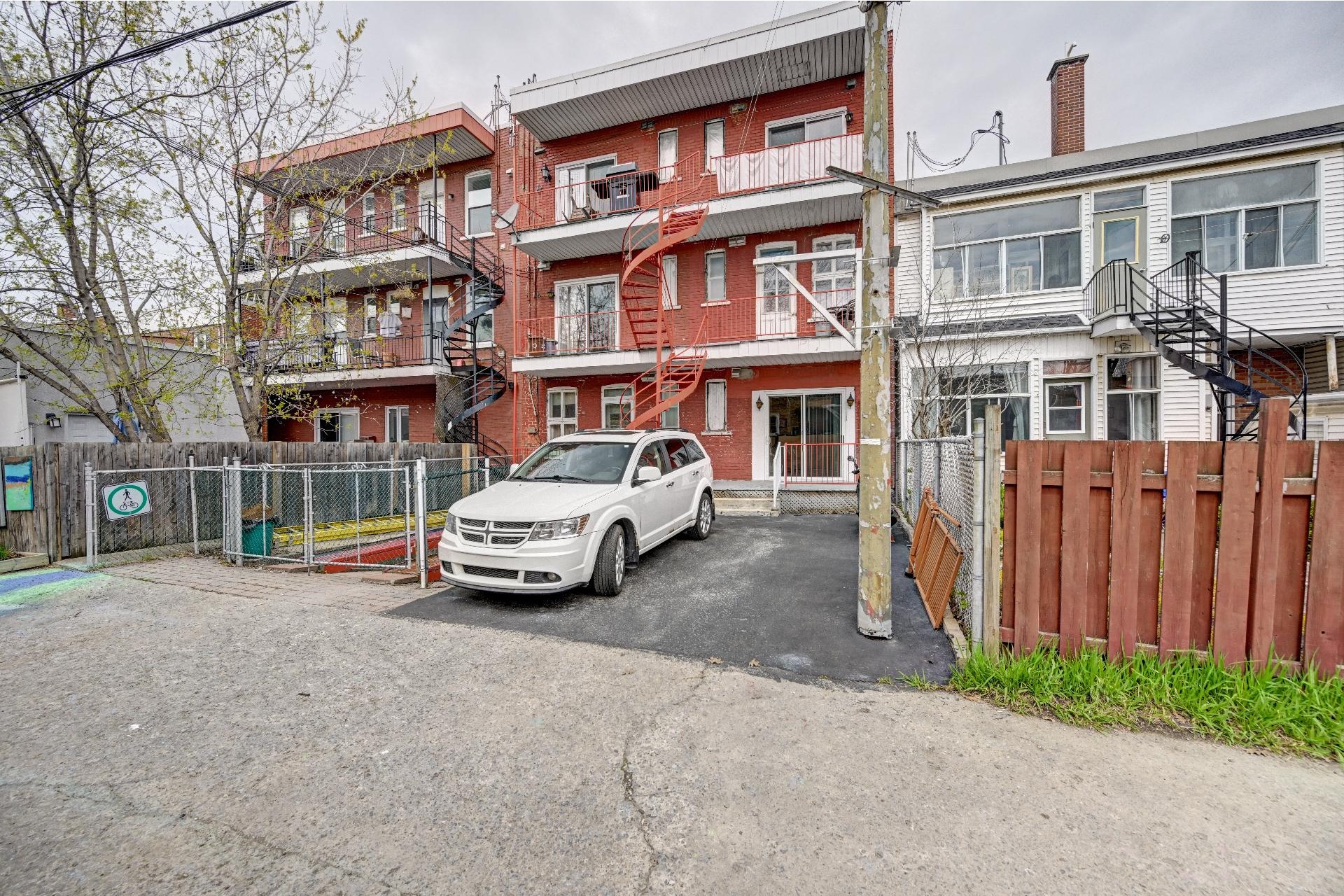 image 12 - Income property For sale Rosemont/La Petite-Patrie Montréal  - 4 rooms