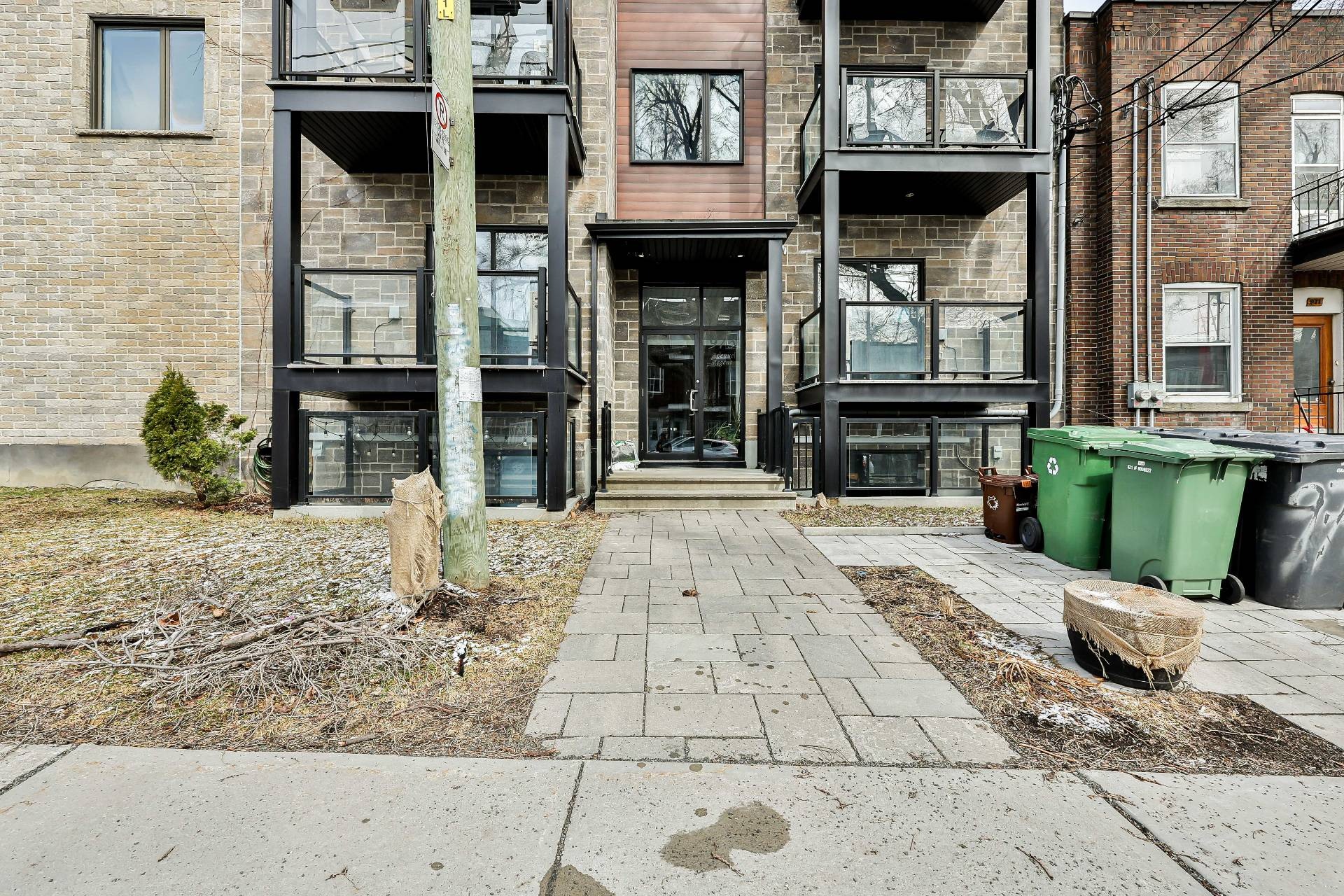 image 27 - Appartement À vendre Côte-des-Neiges/Notre-Dame-de-Grâce Montréal  - 9 pièces