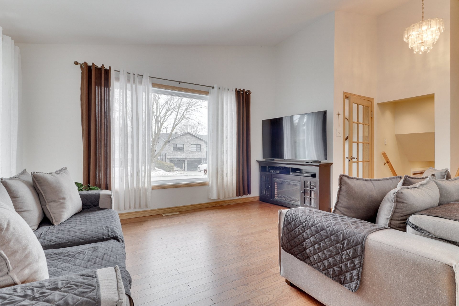 image 4 - House For sale Duvernay Laval  - 10 rooms