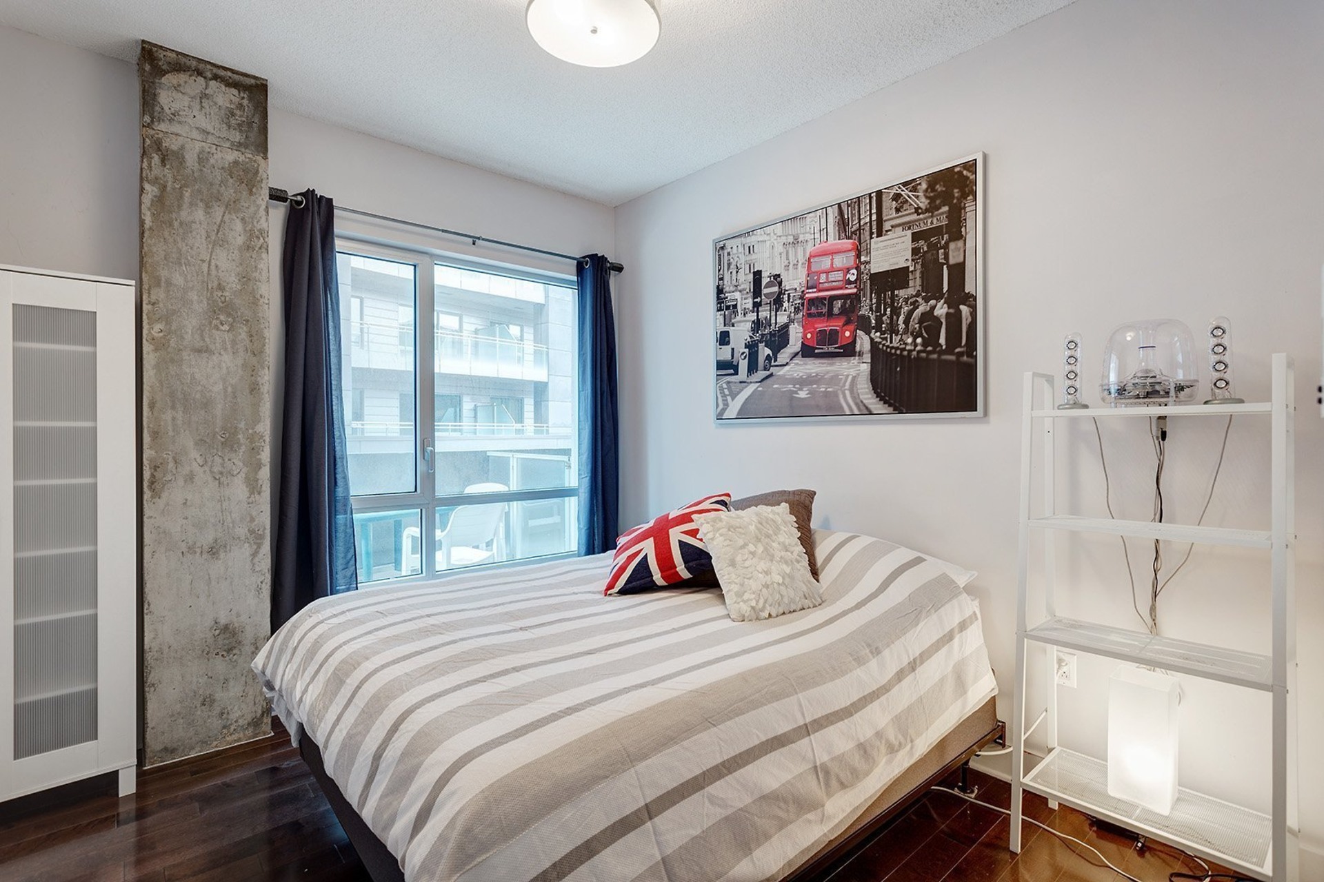 image 17 - Apartment For sale Ville-Marie Montréal  - 5 rooms