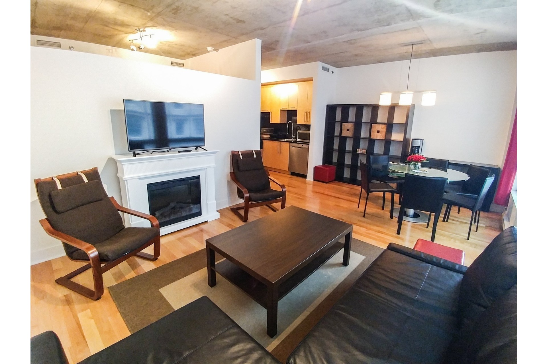 image 10 - Apartment For rent Ville-Marie Montréal  - 3 rooms