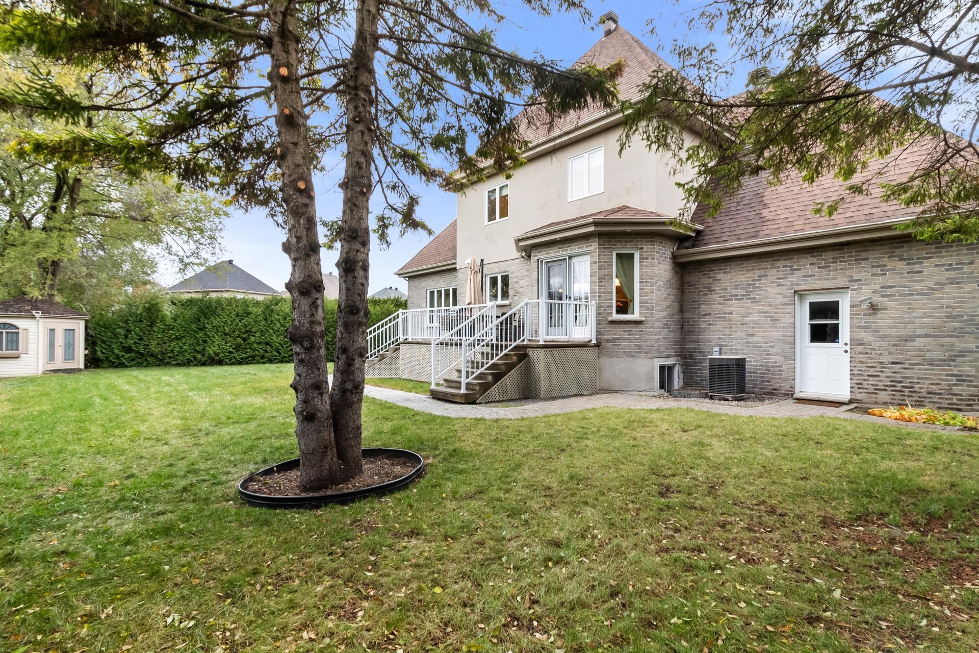 image 50 - House For sale Brossard - 18 rooms