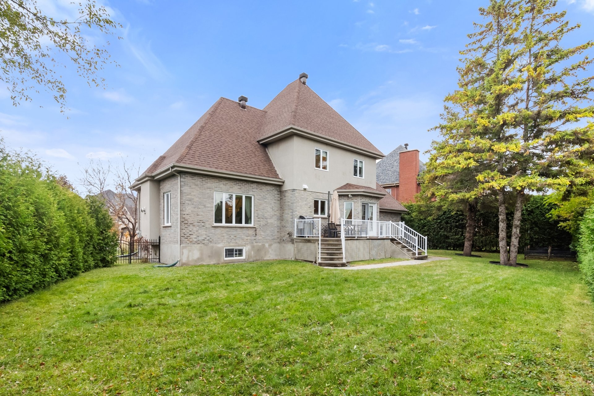image 51 - House For sale Brossard - 18 rooms