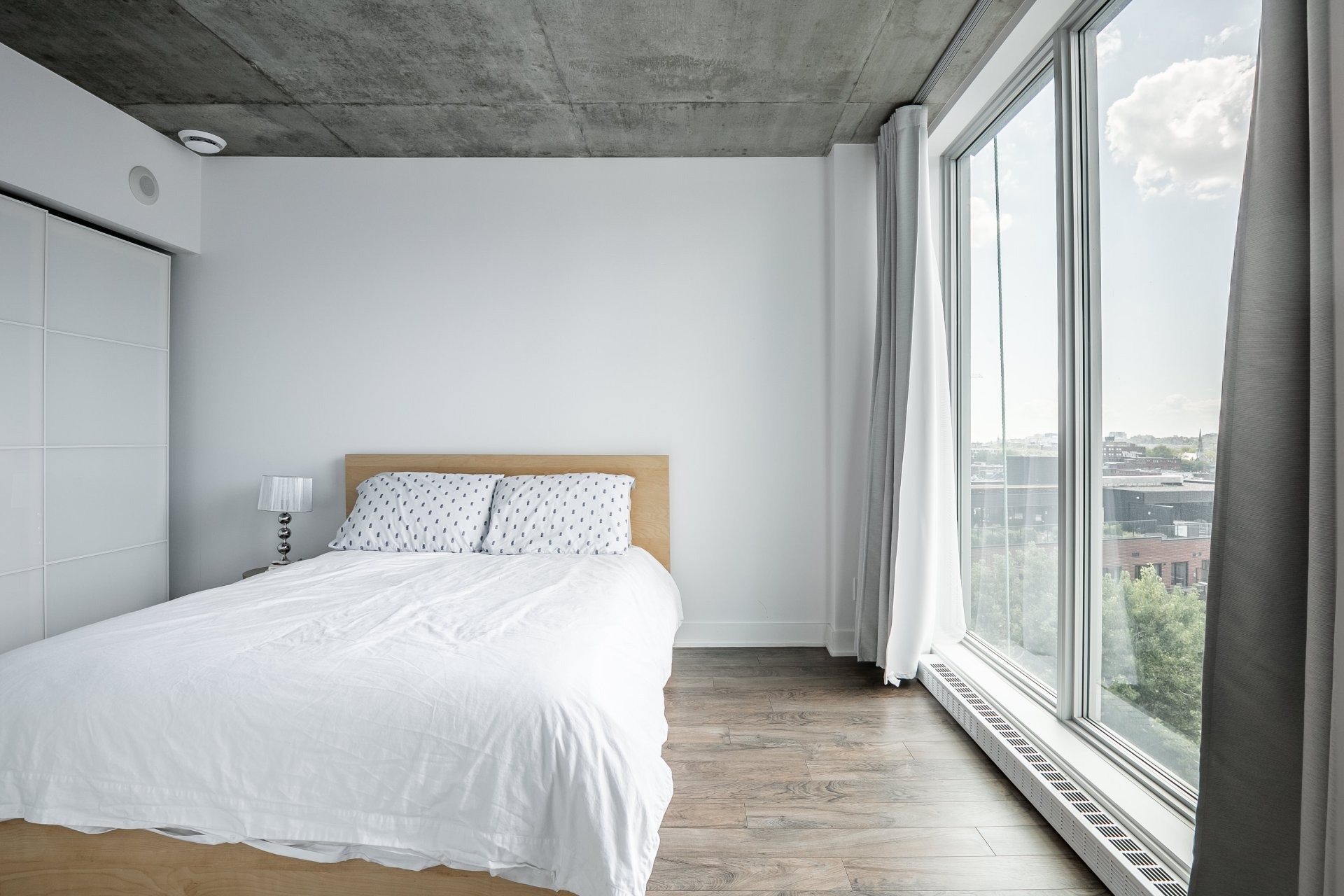 image 17 - Apartment For rent Le Sud-Ouest Montréal  - 6 rooms
