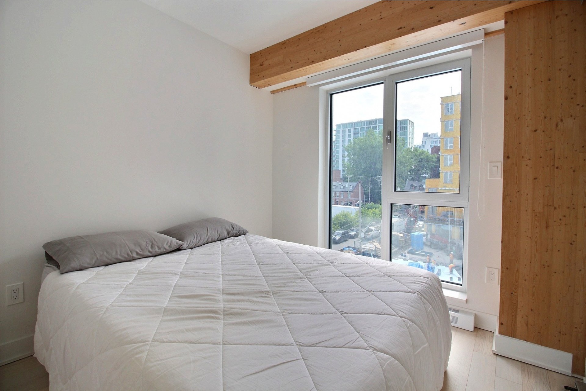 image 7 - Apartment For rent Le Sud-Ouest Montréal  - 4 rooms