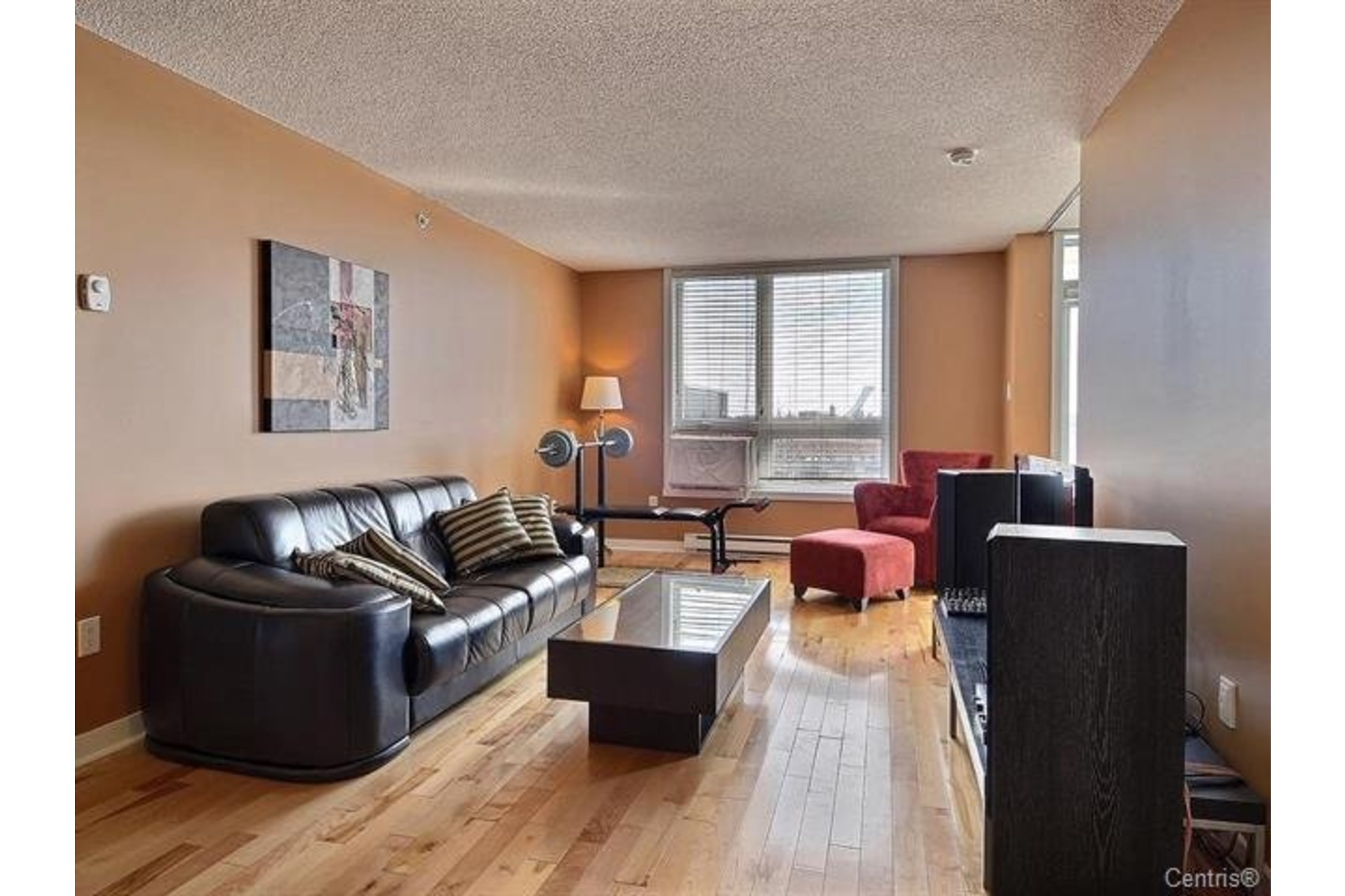 image 3 - Apartment For rent Saint-Léonard Montréal  - 6 rooms