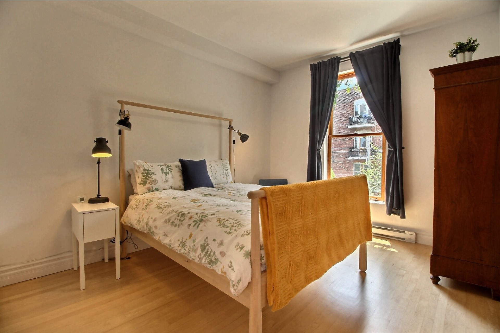 image 17 - Apartment For rent Le Plateau-Mont-Royal Montréal  - 5 rooms