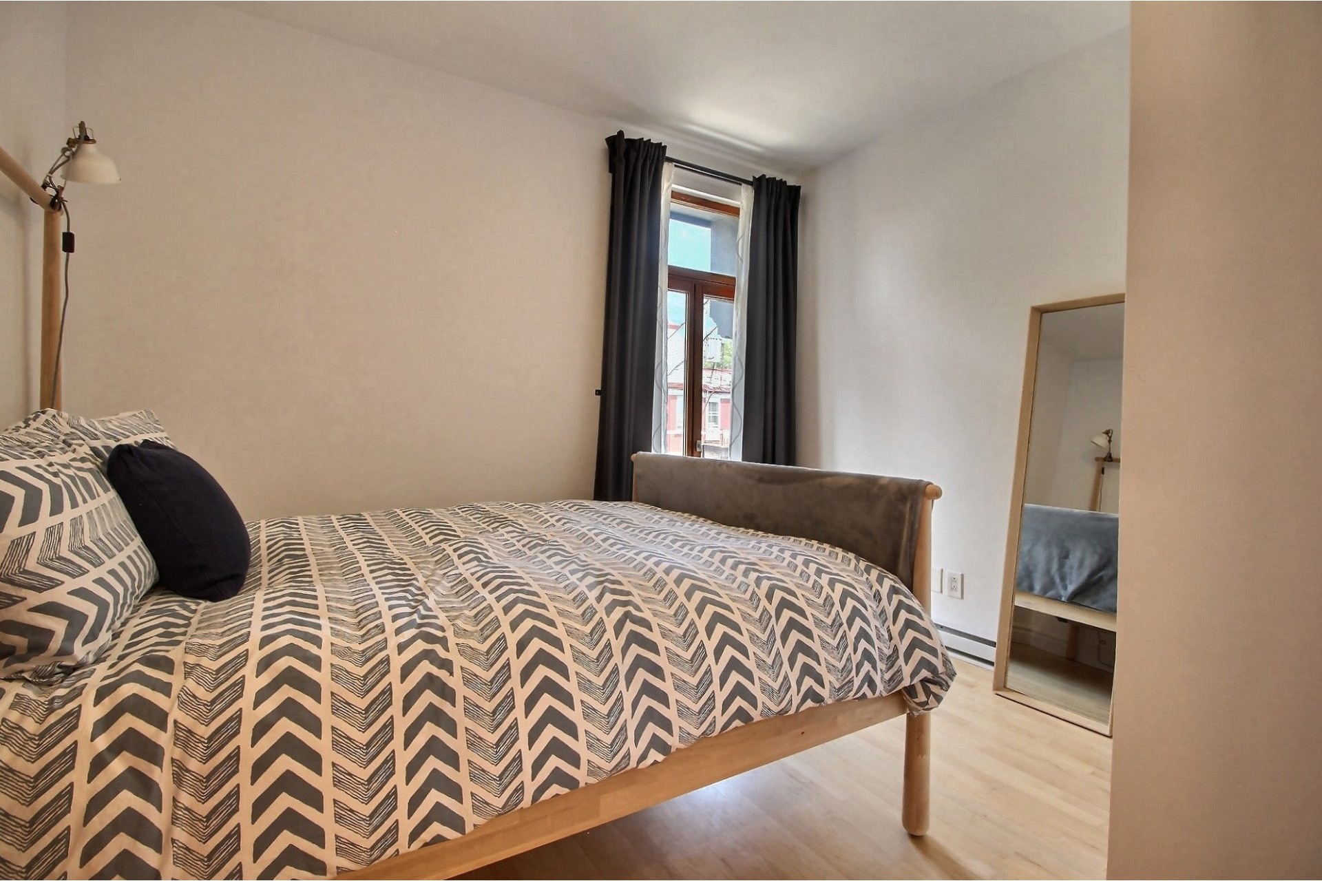 image 18 - Apartment For rent Le Plateau-Mont-Royal Montréal  - 5 rooms