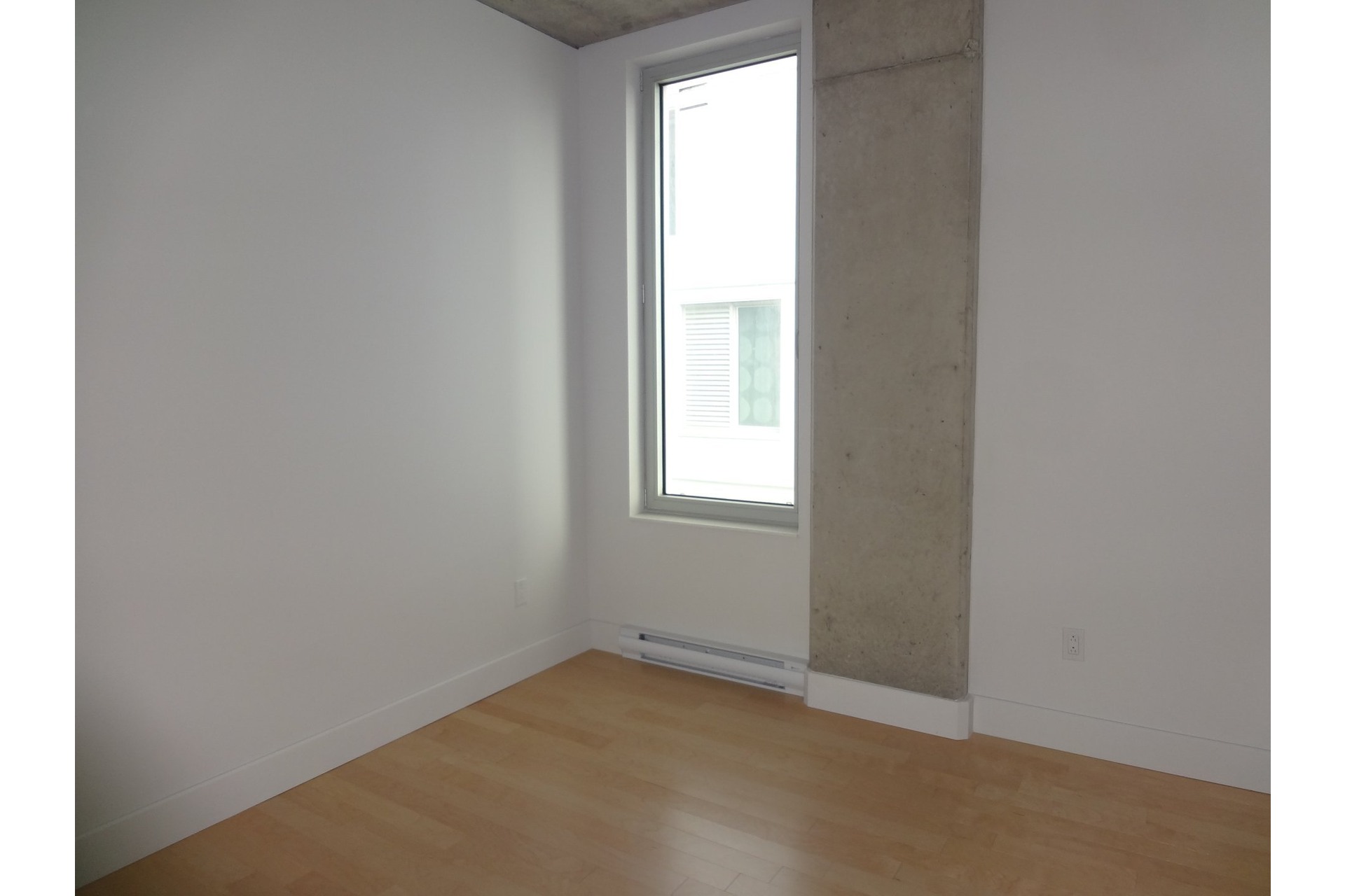 image 6 - Apartment For rent Ville-Marie Montréal  - 3 rooms