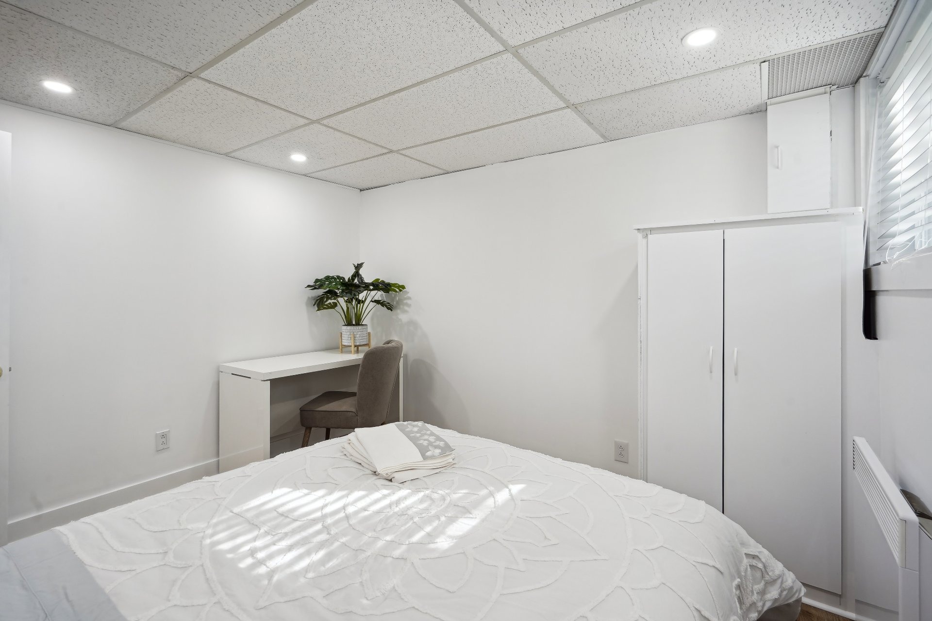 image 20 - Apartment For rent Mercier/Hochelaga-Maisonneuve Montréal  - 7 rooms