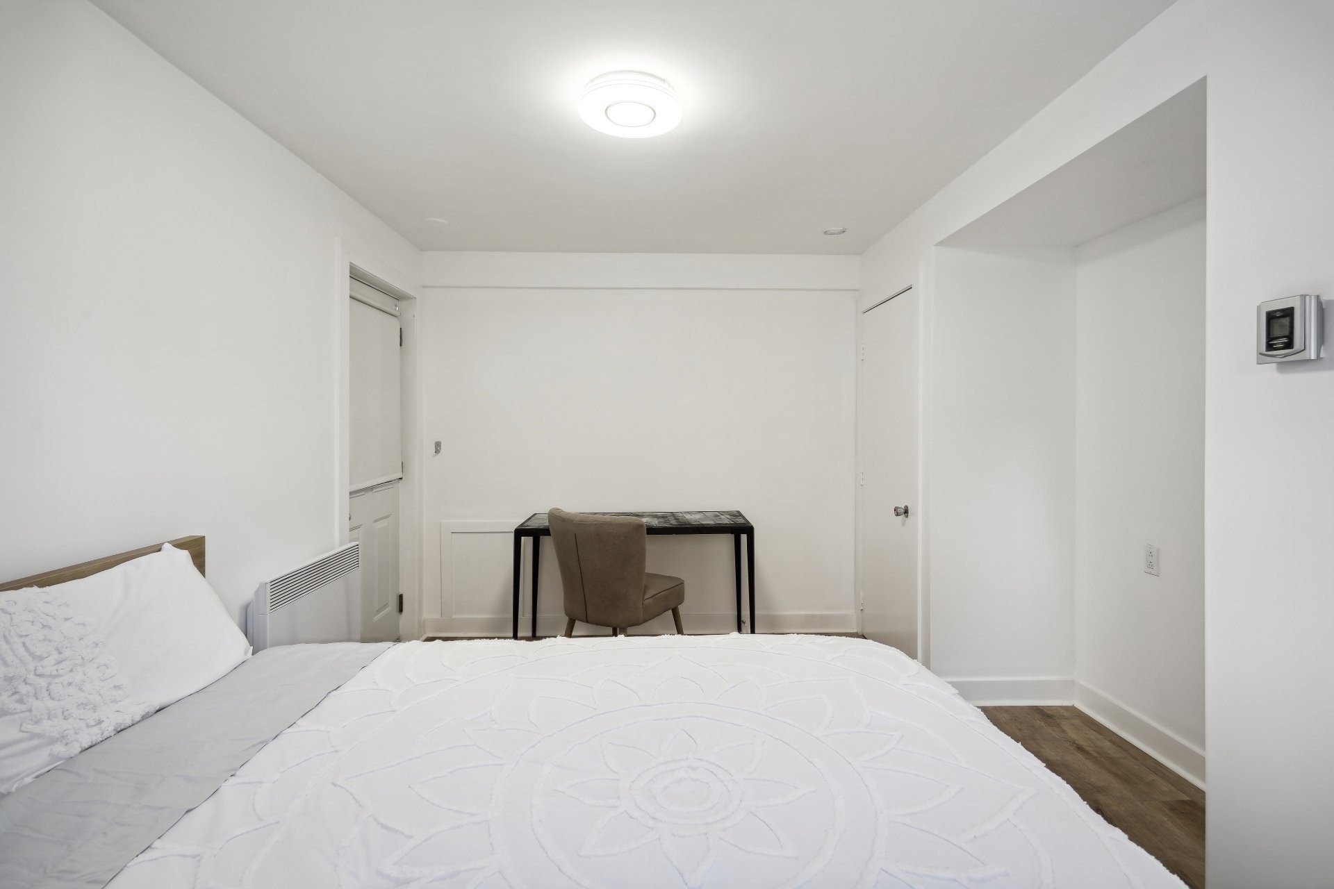 image 18 - Apartment For rent Mercier/Hochelaga-Maisonneuve Montréal  - 7 rooms