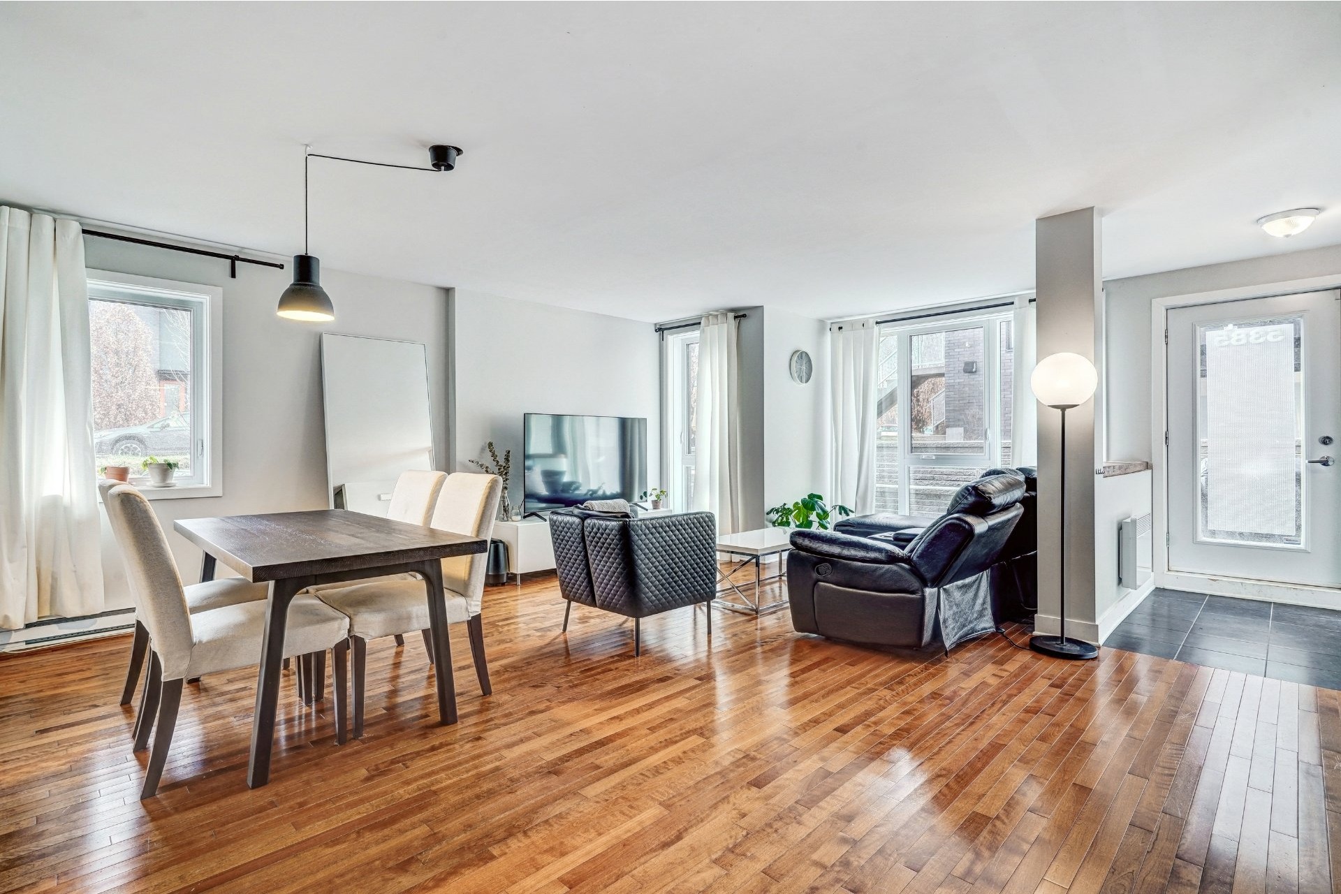 image 2 - Apartment For sale Mercier/Hochelaga-Maisonneuve Montréal  - 5 rooms