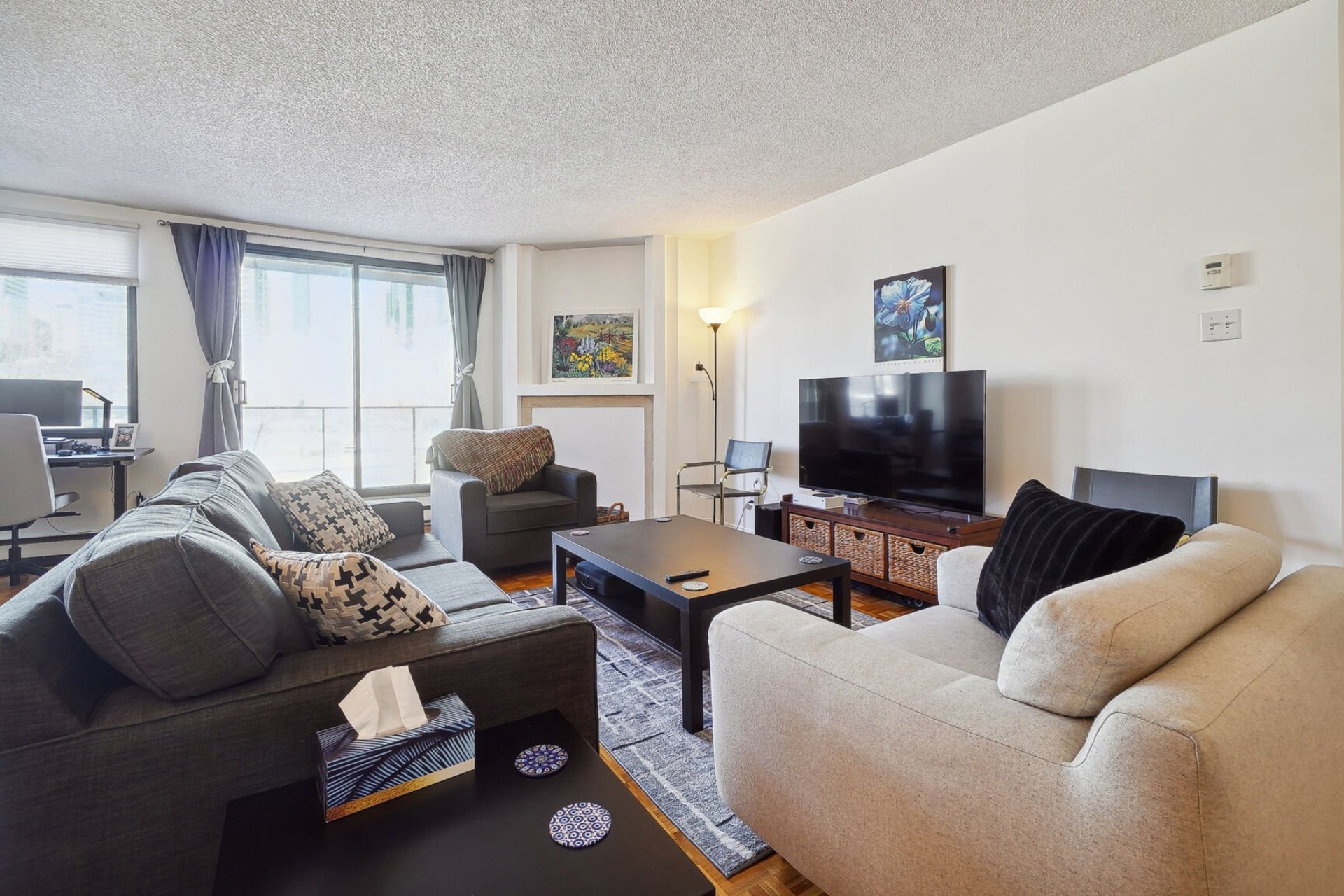 image 1 - Apartment For sale Ville-Marie Montréal  - 4 rooms