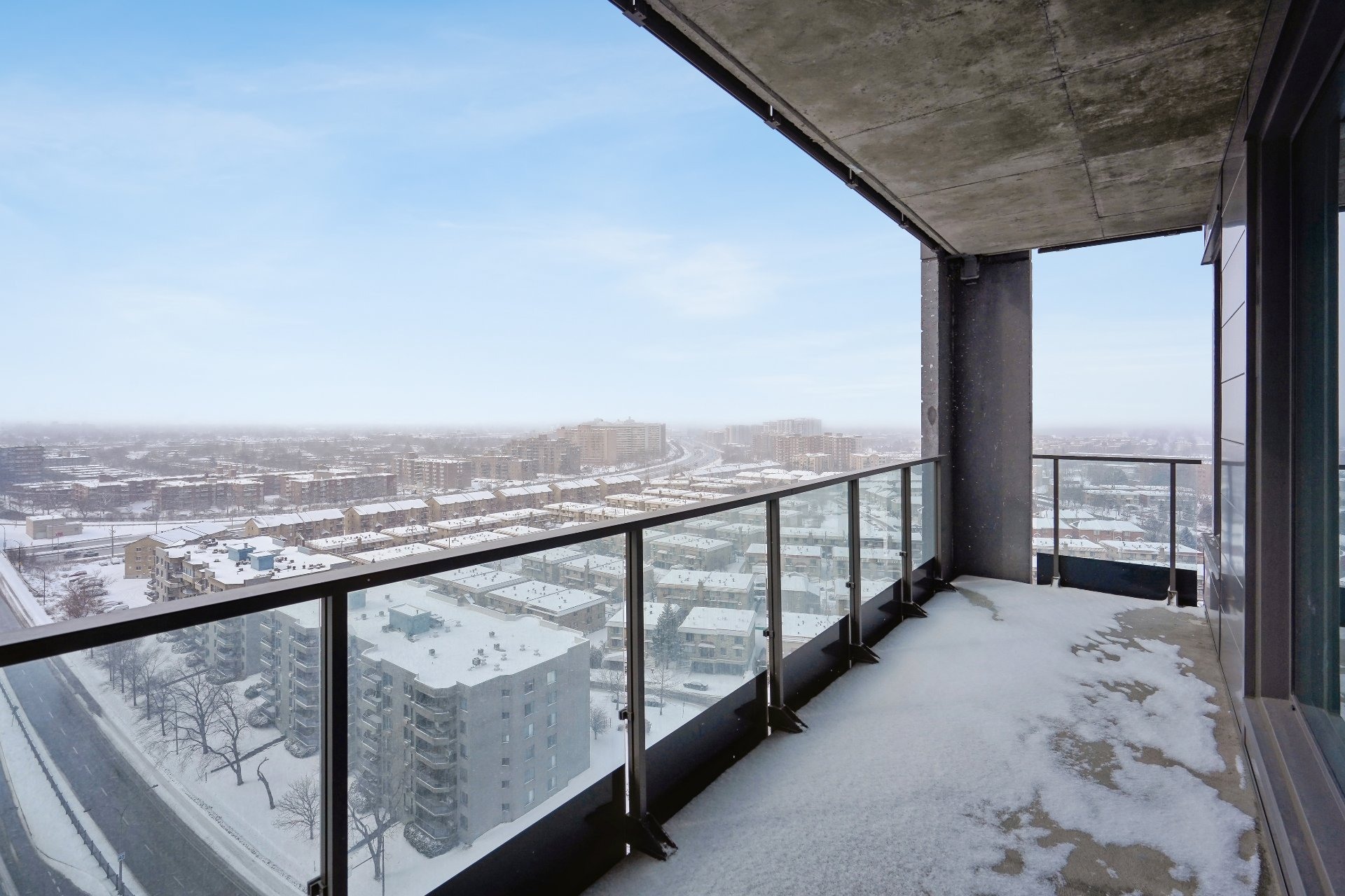 image 20 - Apartment For rent Ahuntsic-Cartierville Montréal  - 8 rooms