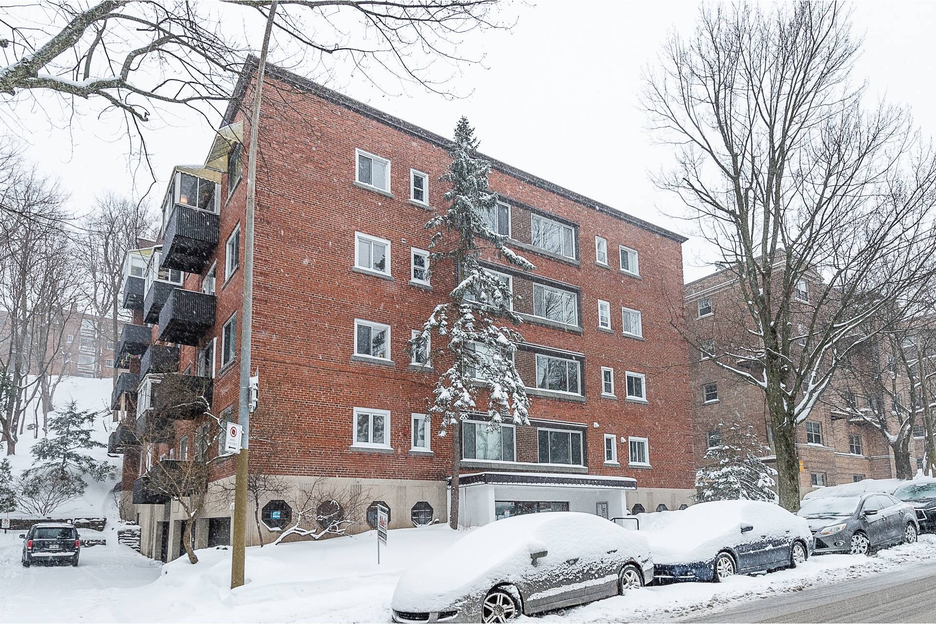 image 1 - Apartment For sale Côte-des-Neiges/Notre-Dame-de-Grâce Montréal  - 3 rooms