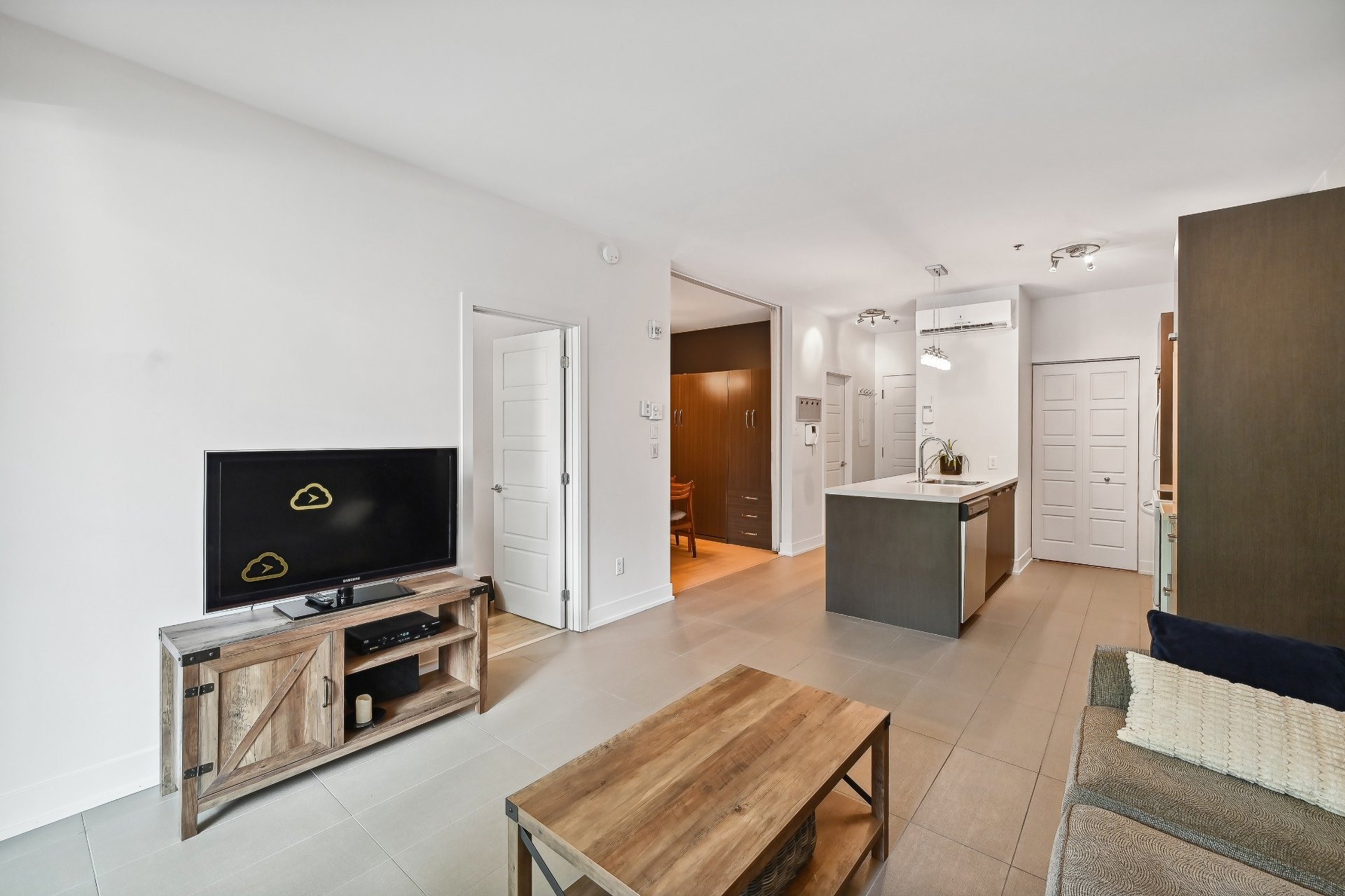 image 7 - Apartment For sale Mercier/Hochelaga-Maisonneuve Montréal  - 5 rooms