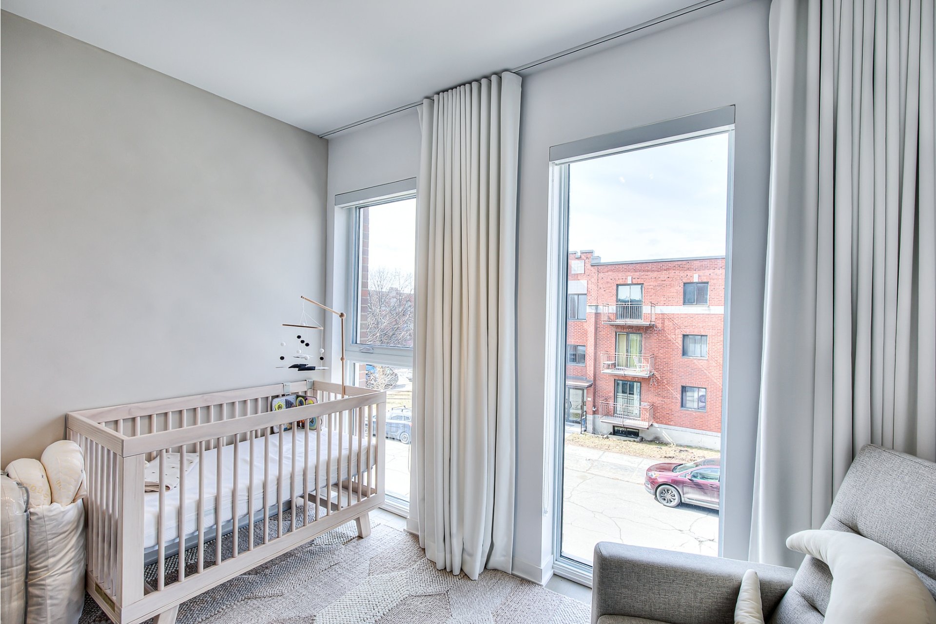 image 5 - Apartment For sale Mercier/Hochelaga-Maisonneuve Montréal  - 9 rooms