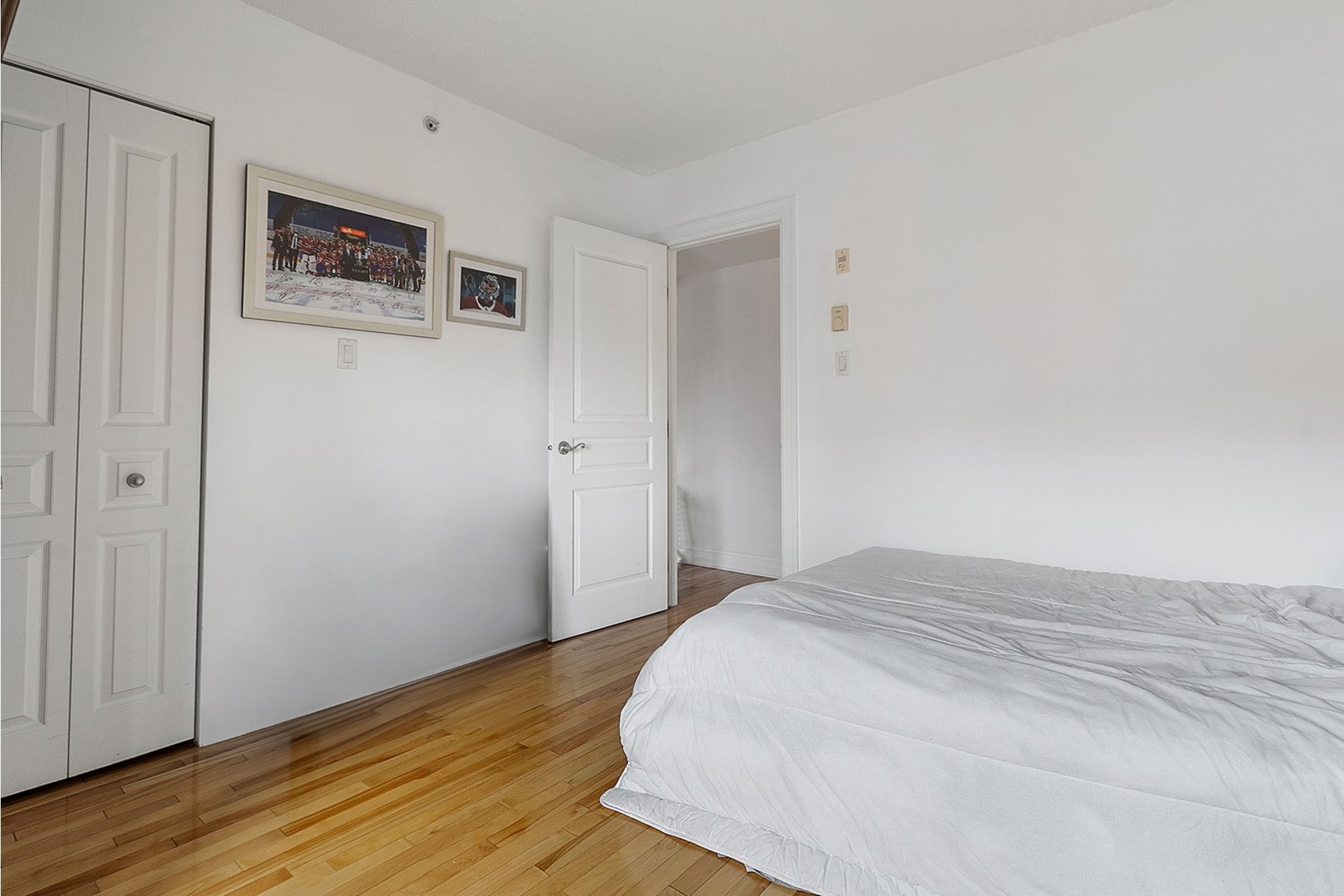 image 24 - Apartment For rent Saint-Laurent Montréal  - 8 rooms