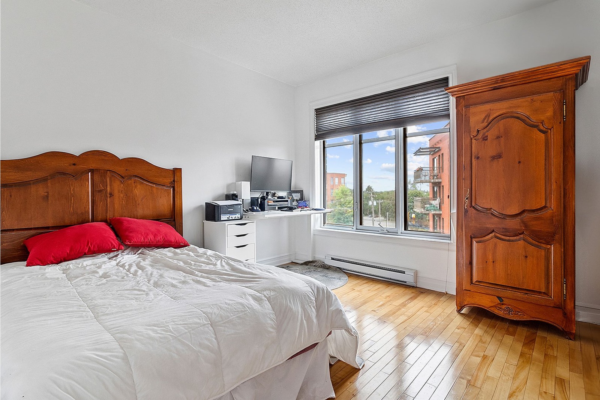 image 23 - Apartment For rent Saint-Laurent Montréal  - 8 rooms